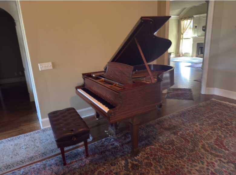 Estate Sale:  Steinway L s/n 133409 -Tiger Striped Mahogany