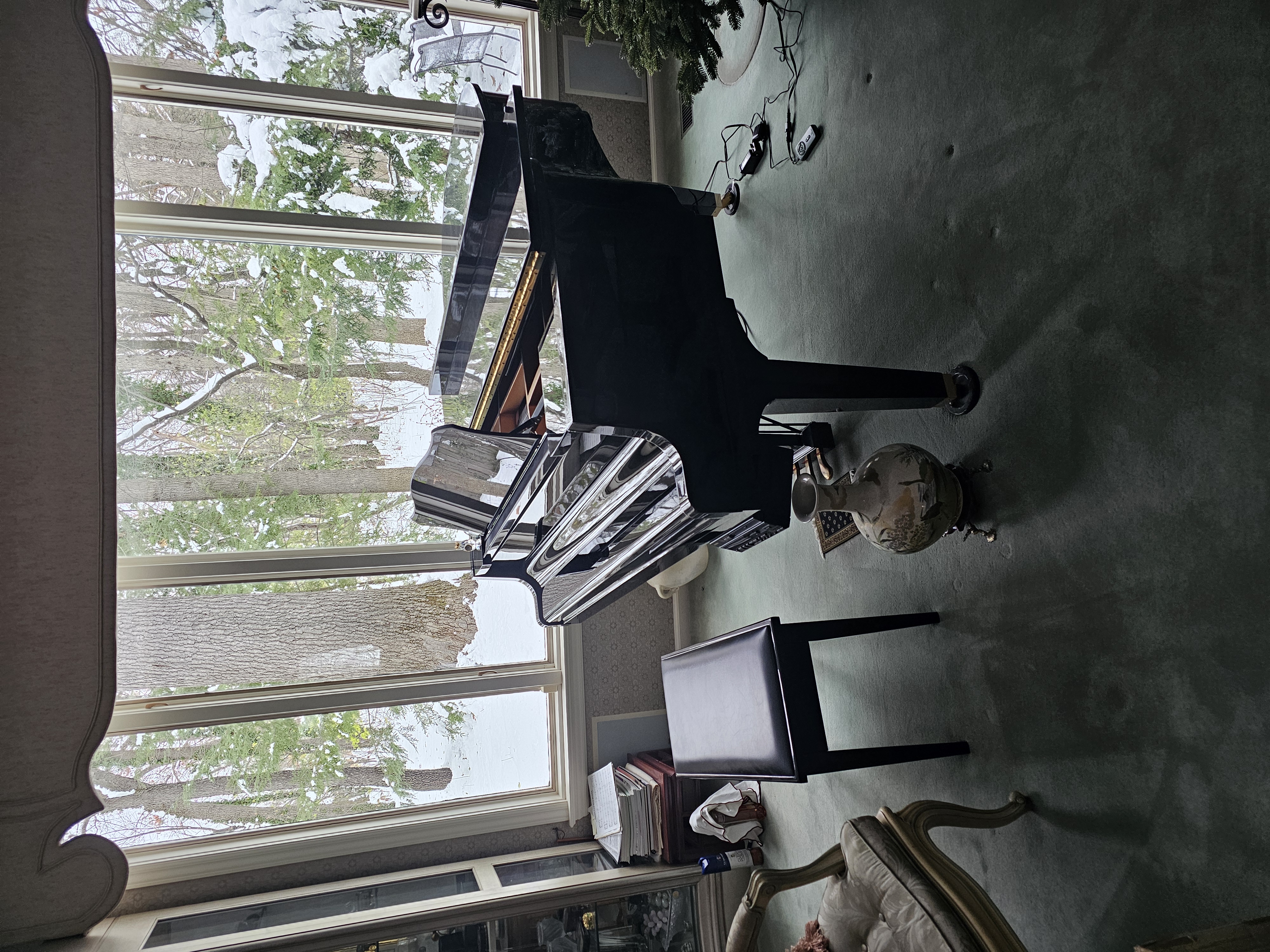 Yamaha High Gloss Black Baby Grand Piano