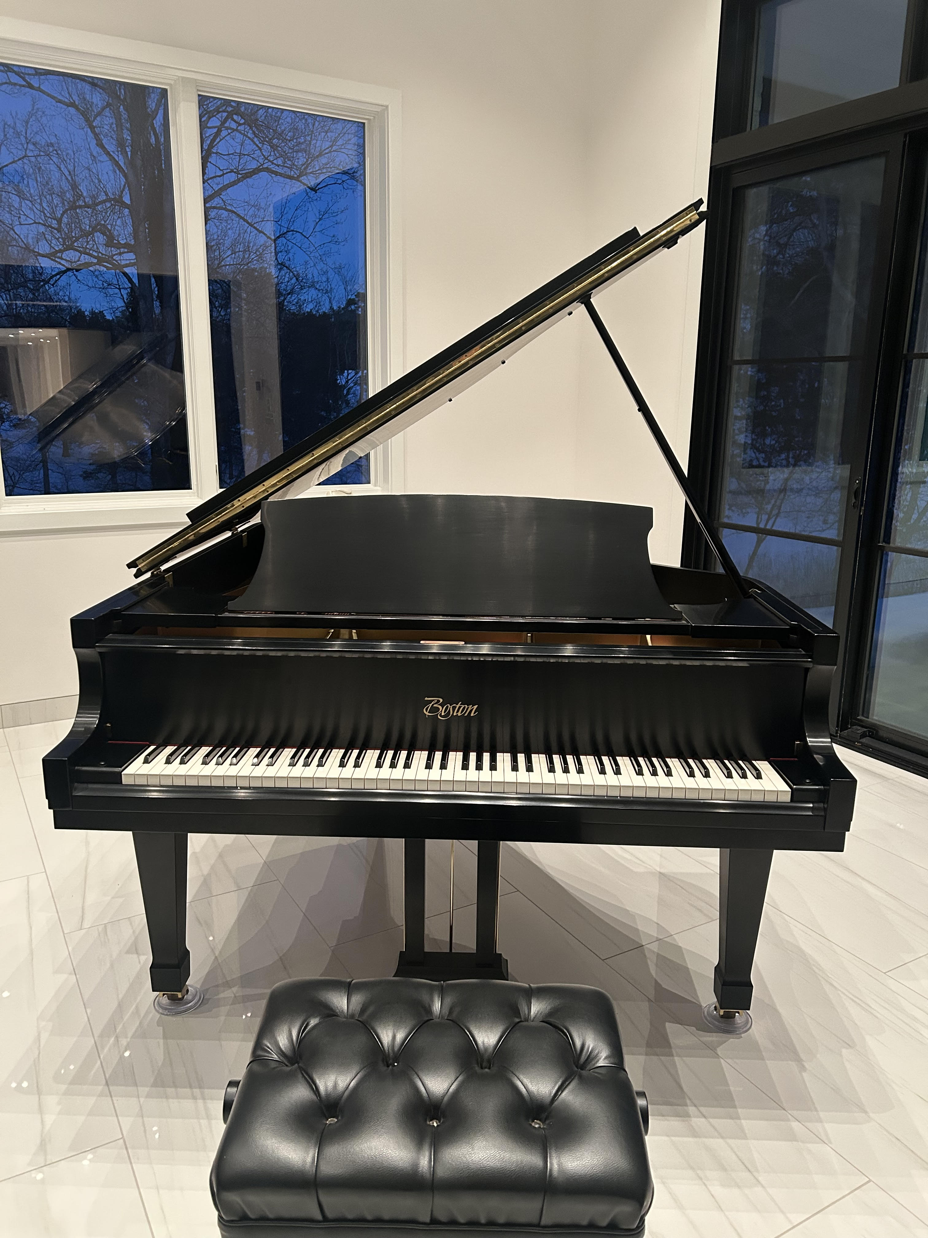 GP-178 II Boston 5'4" Grand, Satin Ebony