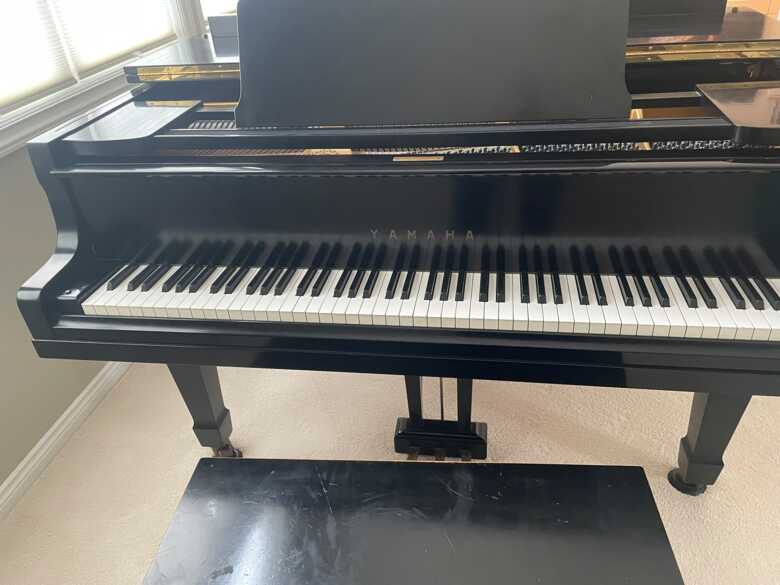 Yamaha G2 Grand Piano in Exceptional Condition