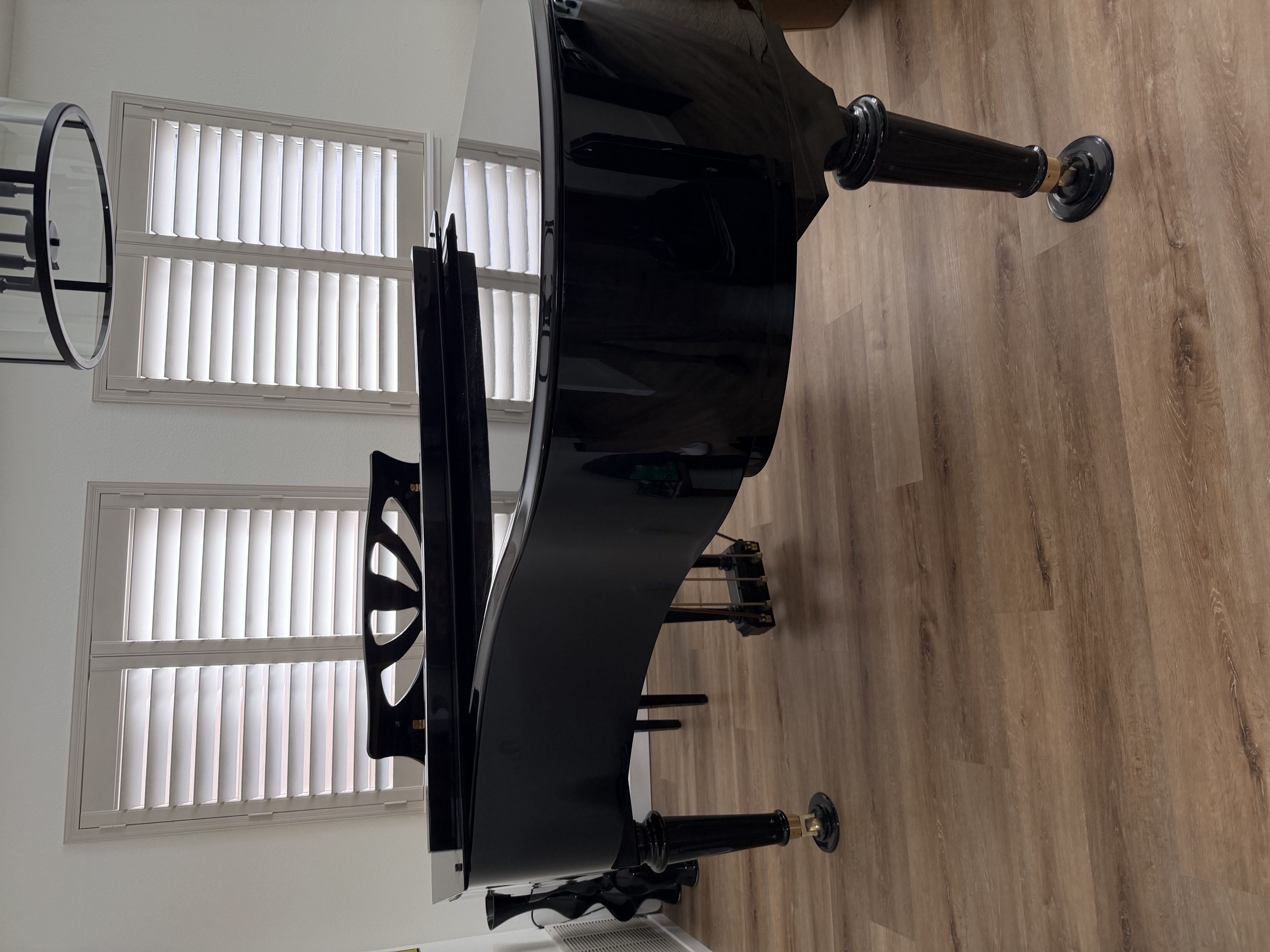  ⸻  Otto Meister 6’1” Grand Piano – Model XG-185 – Beautiful