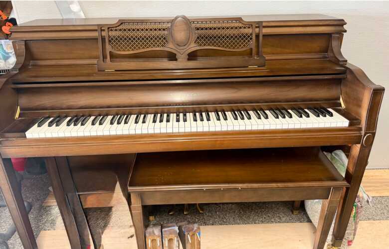 Piano for sale