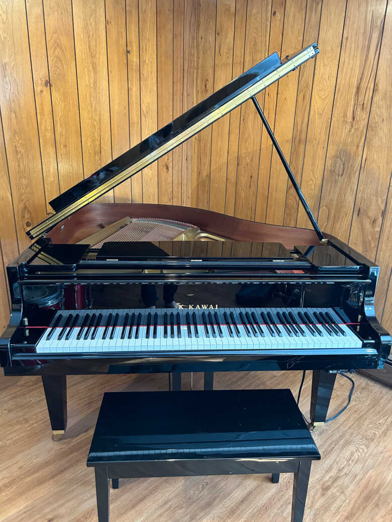 5' Kawai Grand with QRS PNOscan Studio with Silent KeyStop