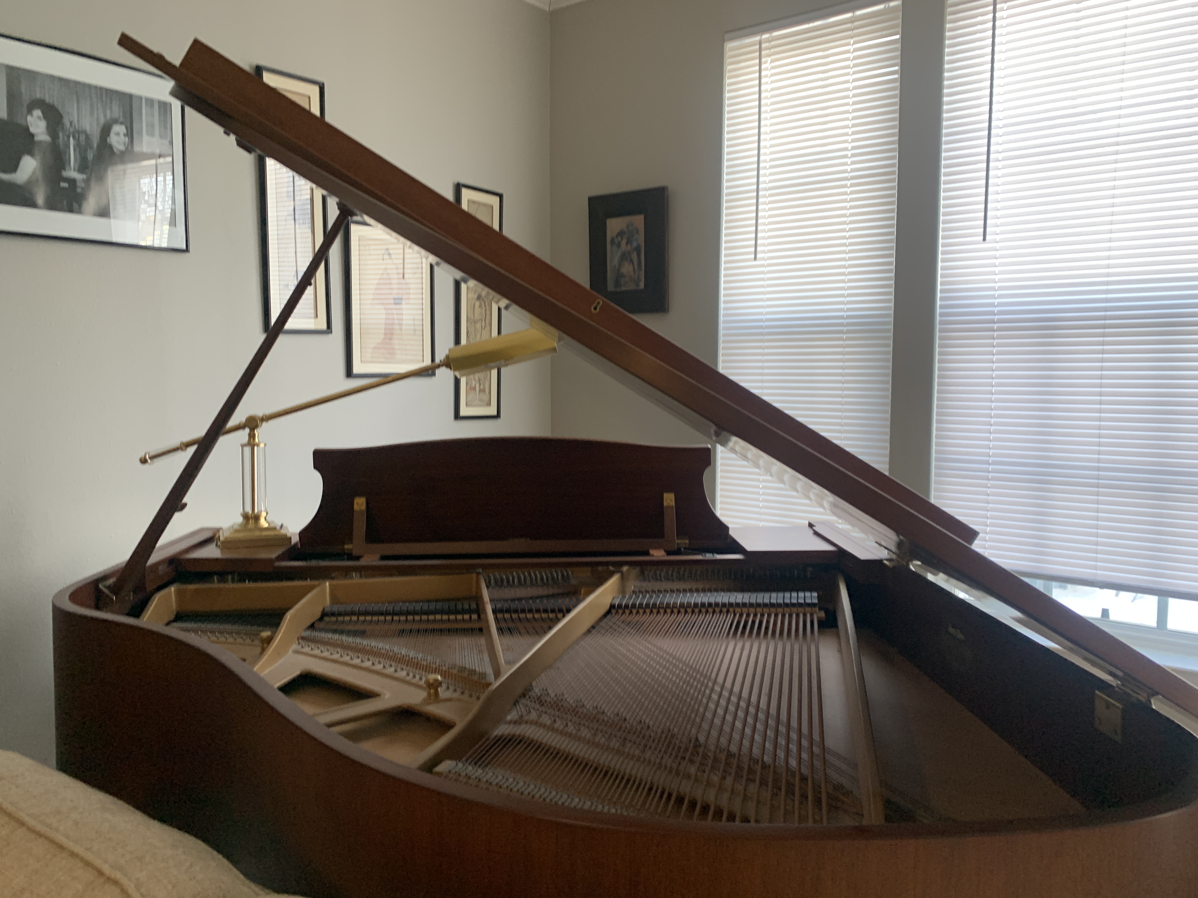 Kawai KG-1E Baby Grand Piano (1991) – 5’1”, Cherry Finish, O