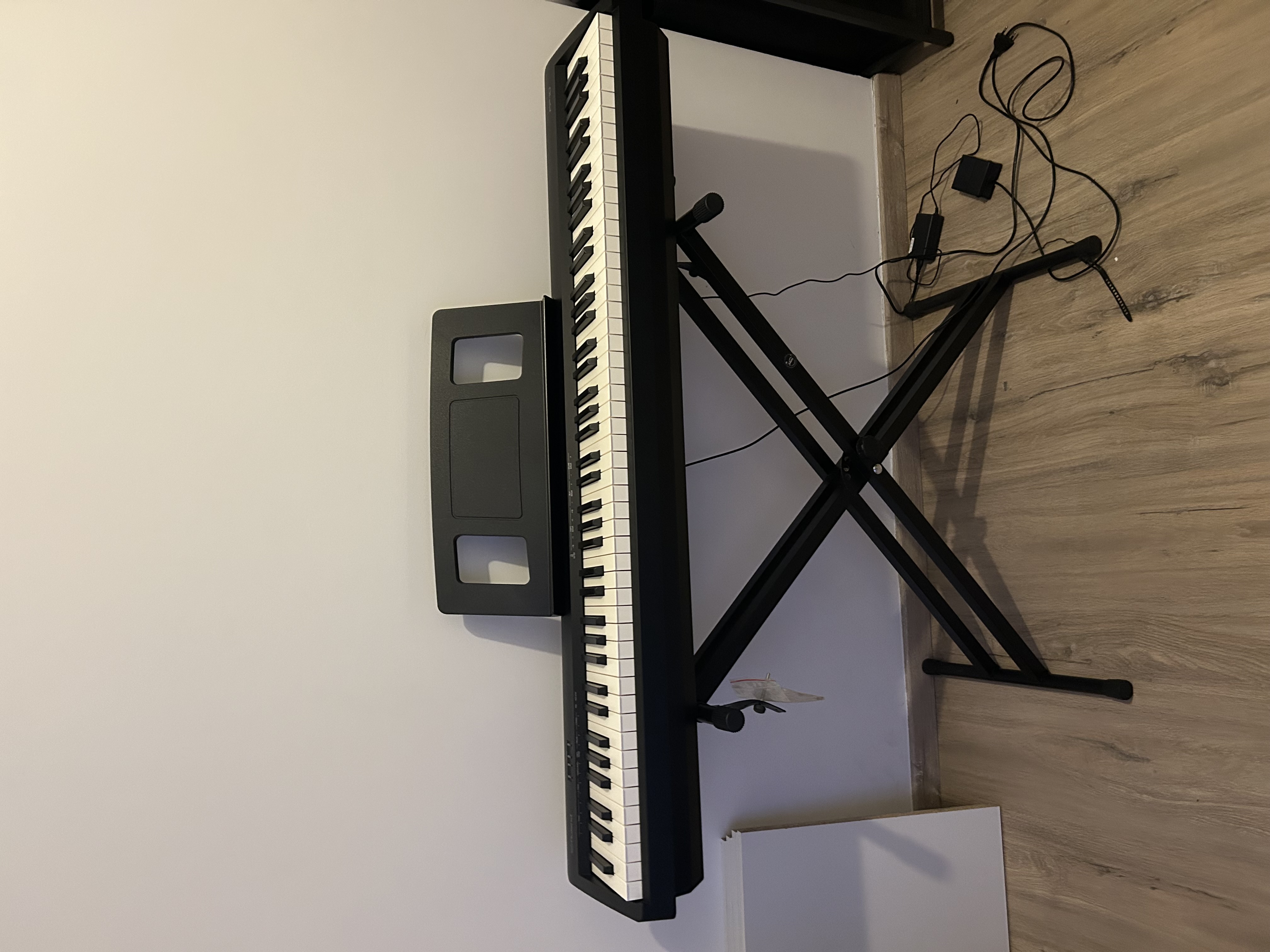 Roland FP10 à vendre 