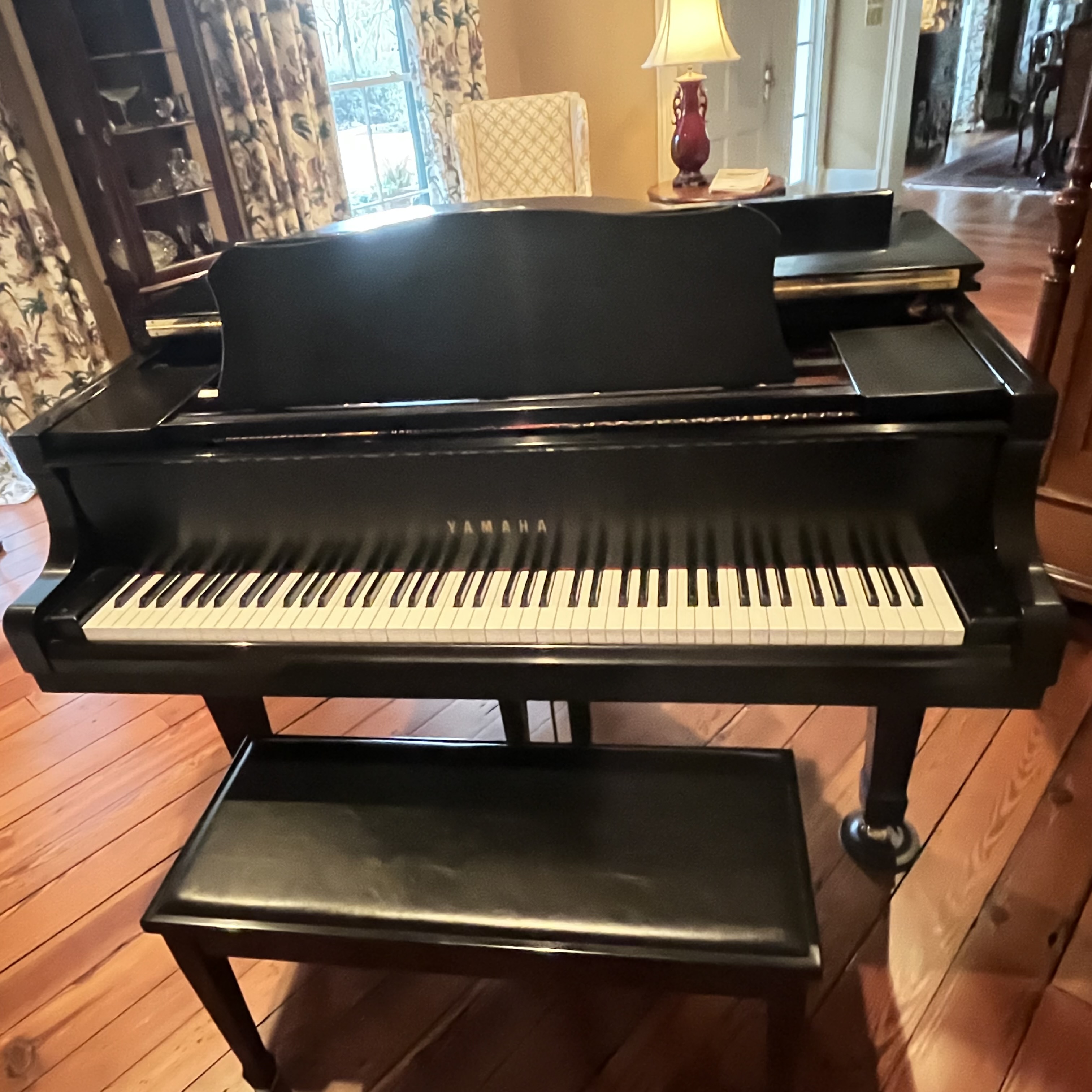 Yamaha grand piano 5’3”