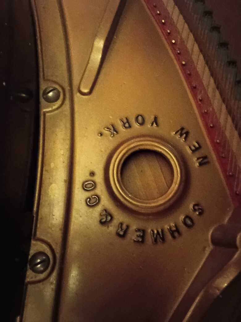 Beautiful, vintage, high-quality piano 