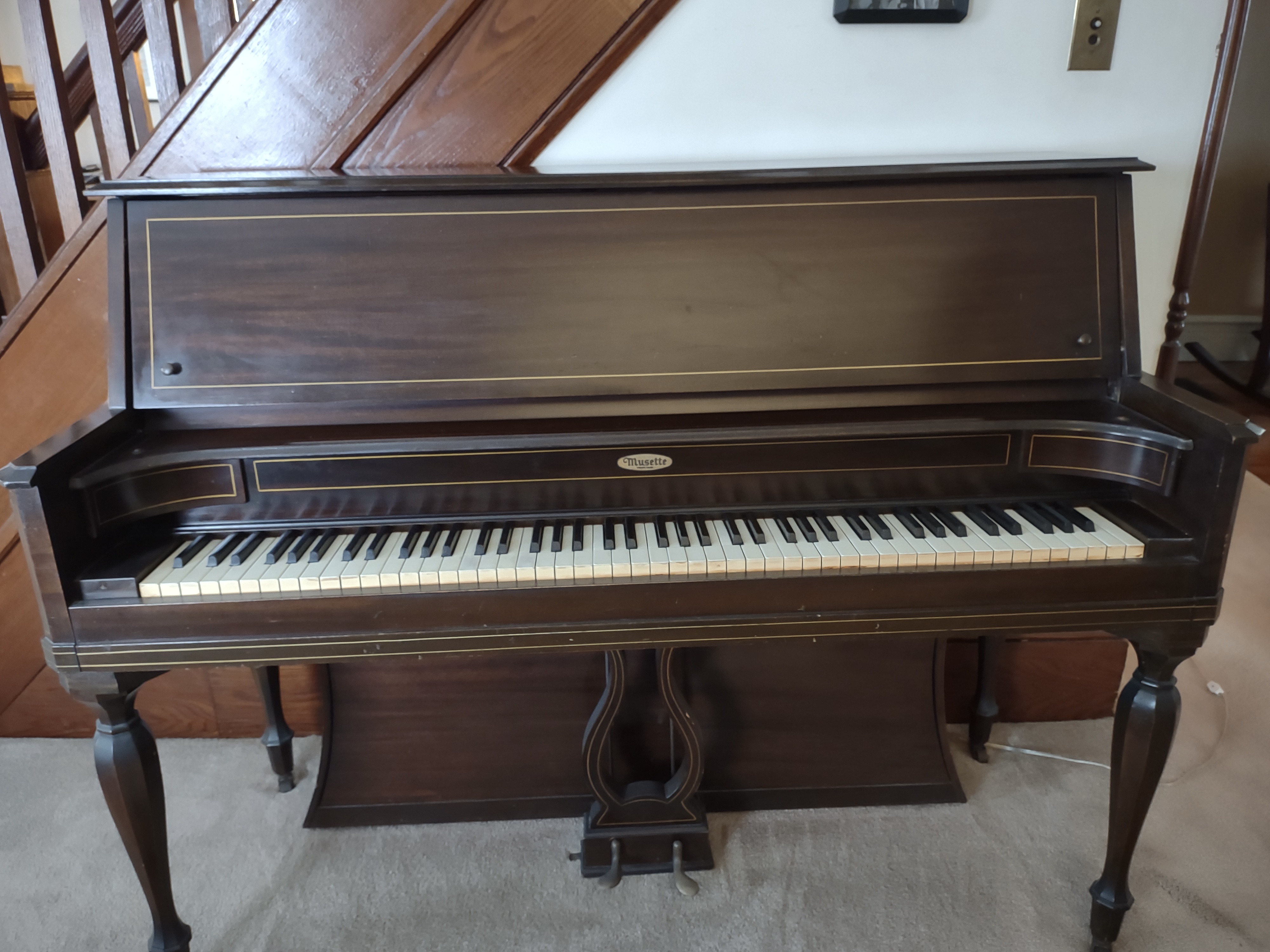 Winter & Co. Musette console piano