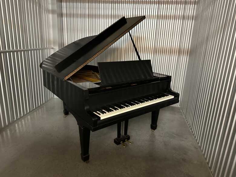 Yamaha G3 Grand Piano