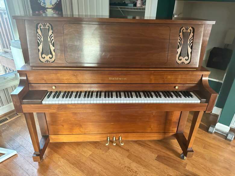 Beautiful Ohio made Baldwin upright 