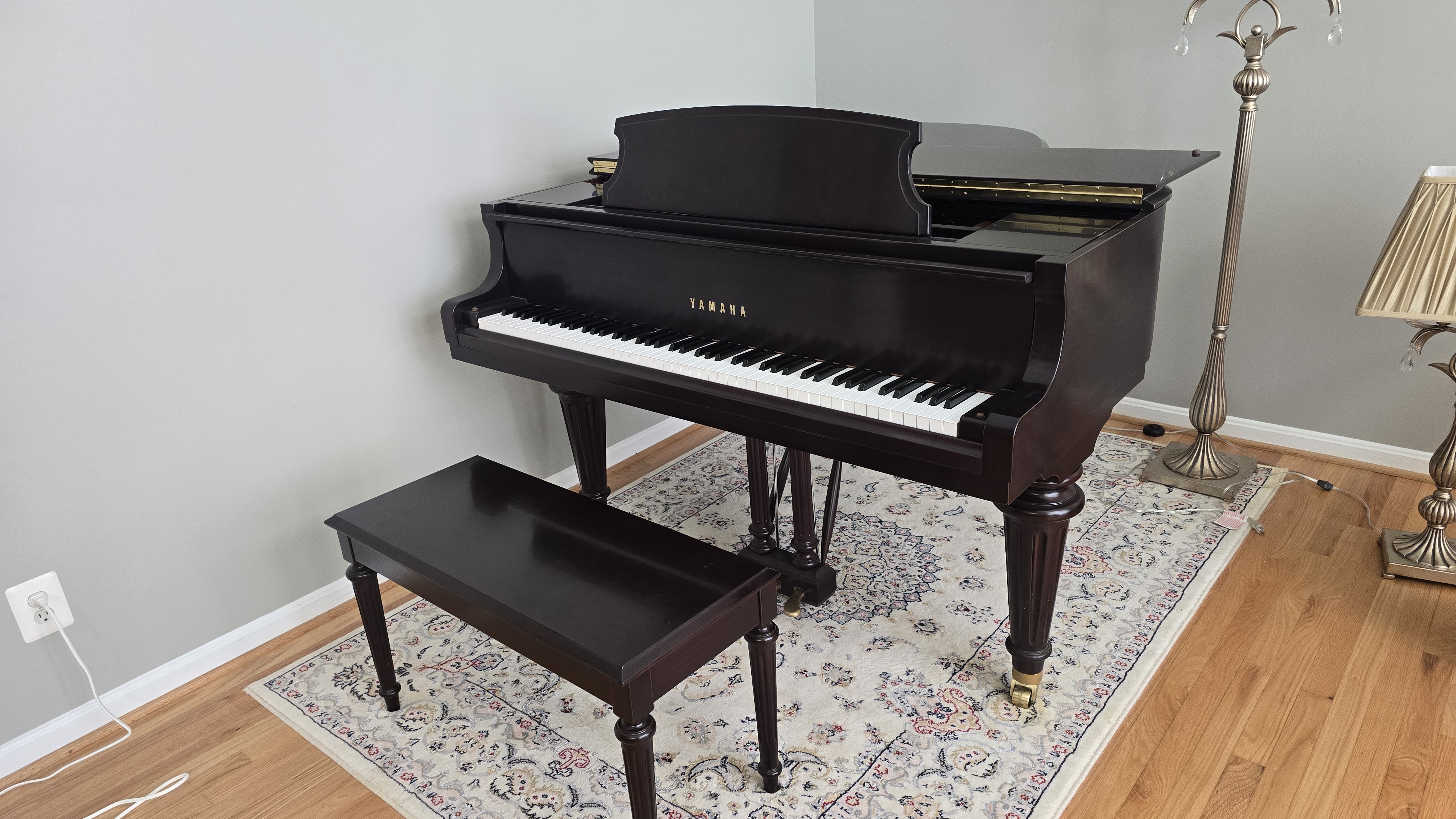 Yamaha Baby Grand GB1K