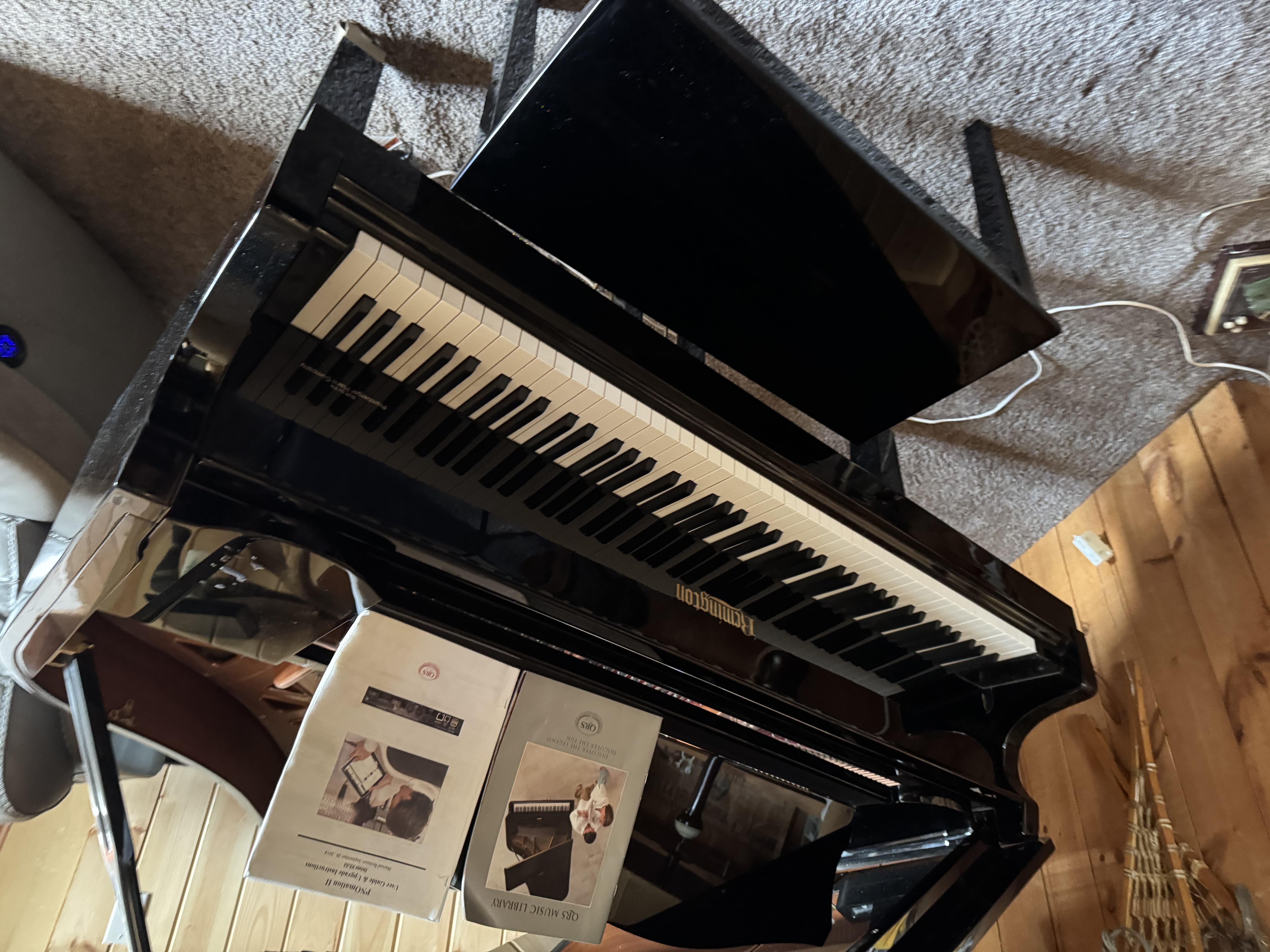 Player piano with QRS system 