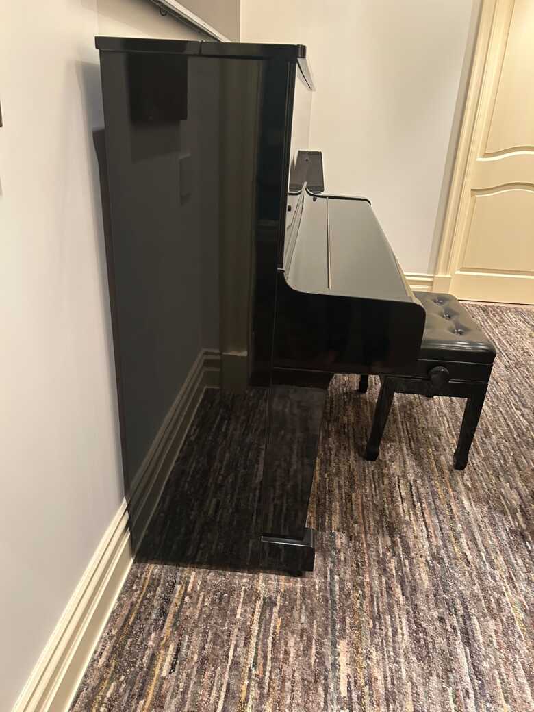 Pristine Yamaha Upright Ebony at Great Price