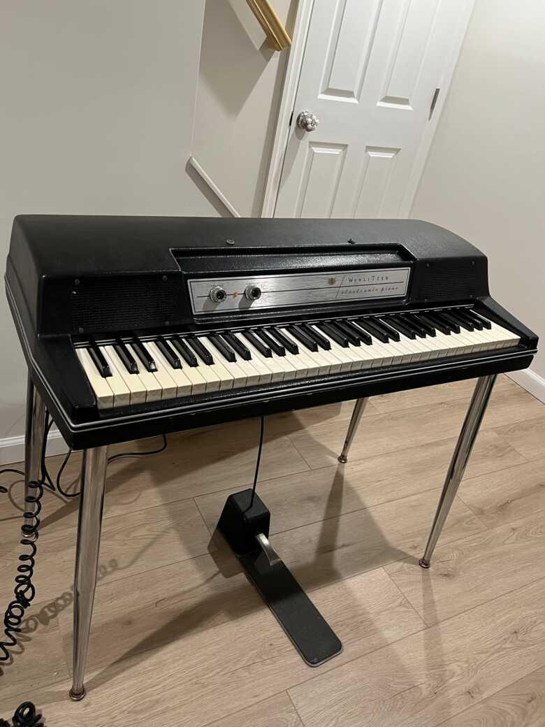 Wurlitzer Electronic Piano
