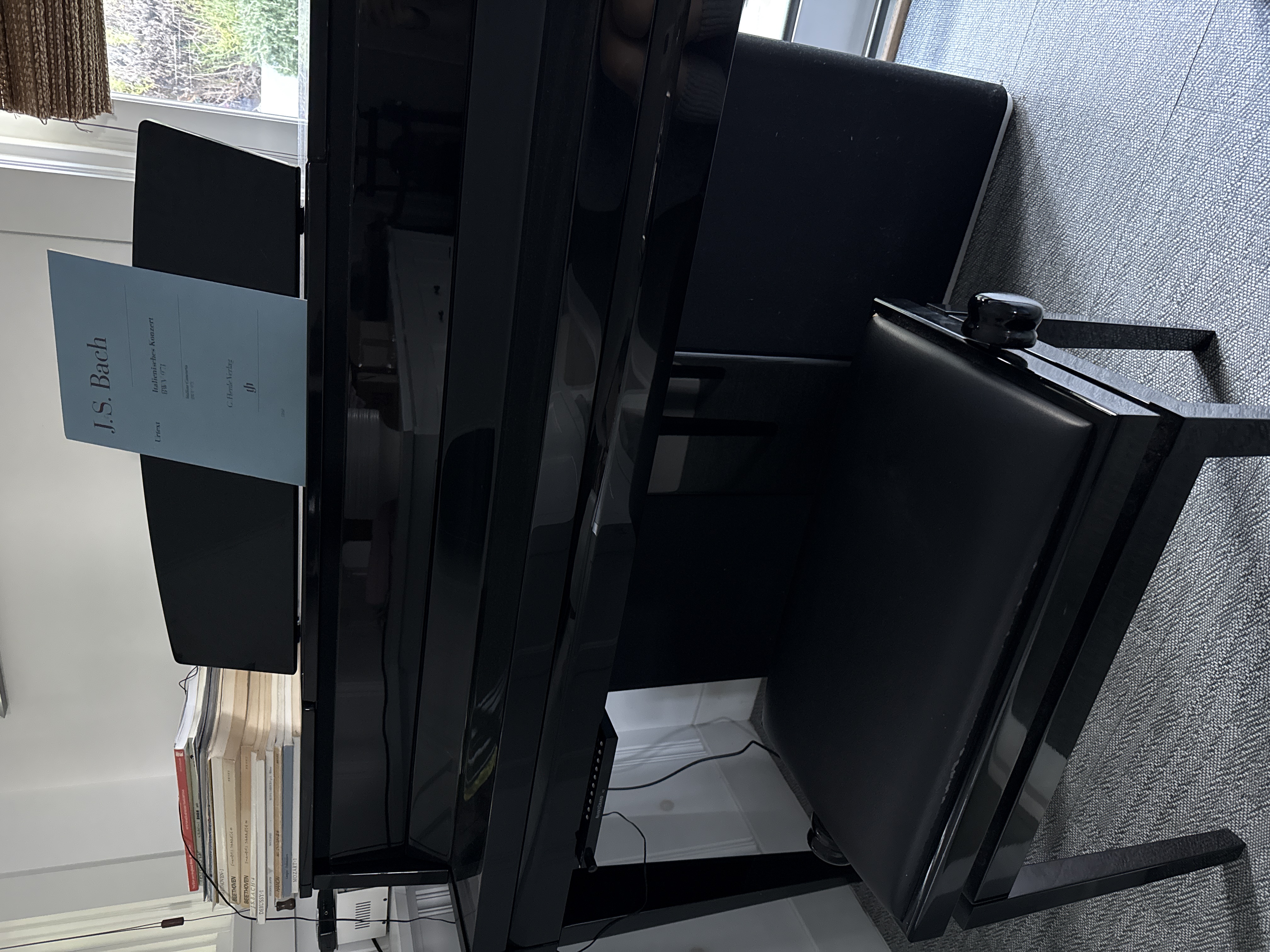 Yamaha Avant Grand N2 - London flagship store 