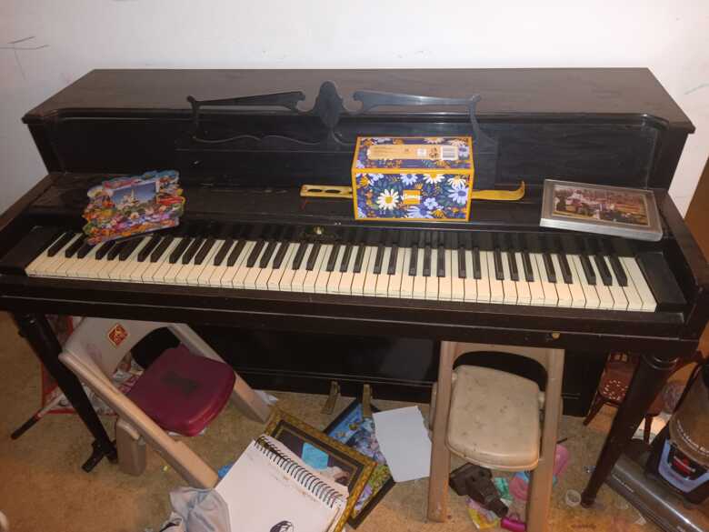 Upright piano Wurlitzer 
