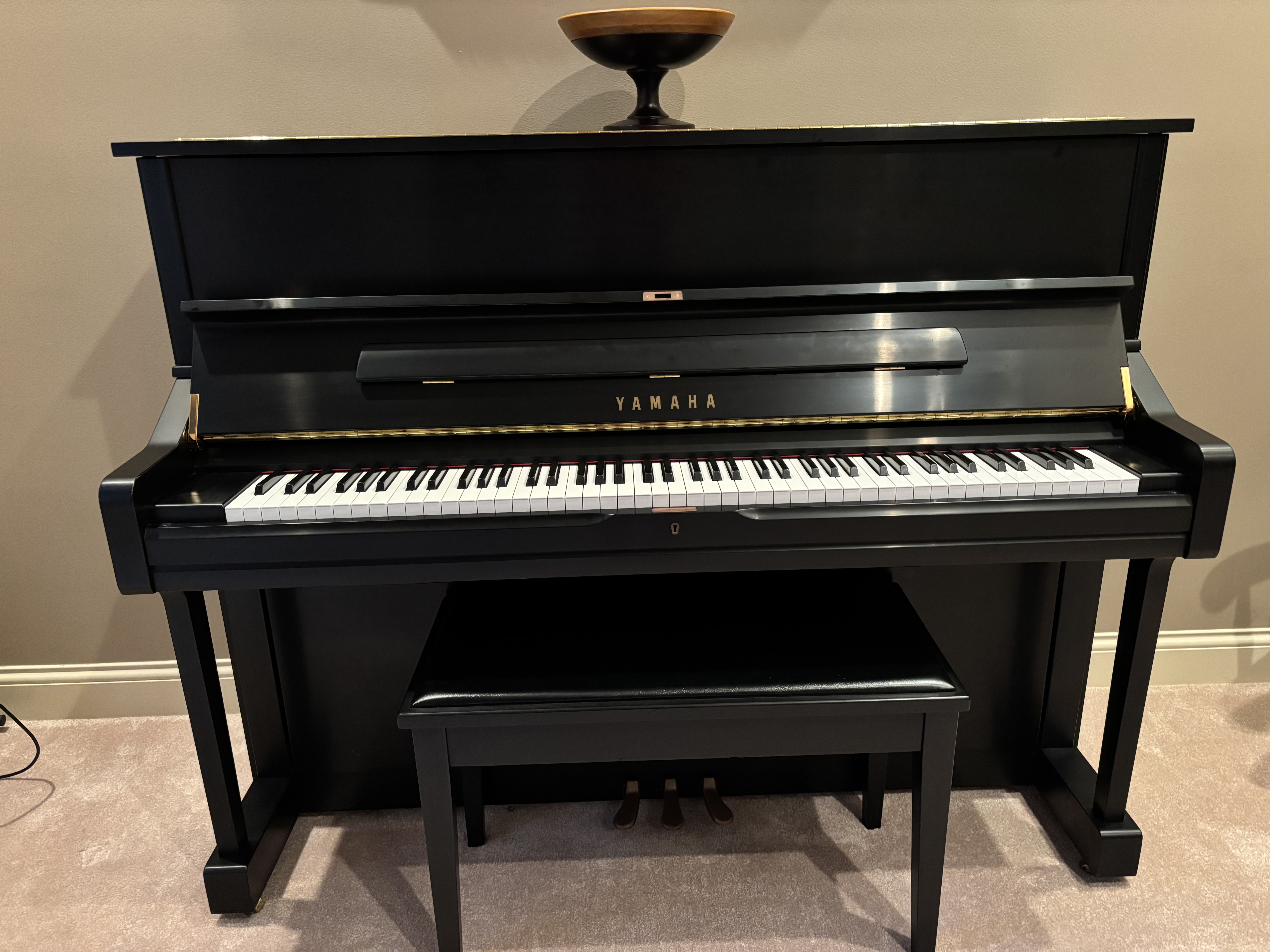 2012 Yamaha U1 Upright Piano – Made in Japan – Excellent Con