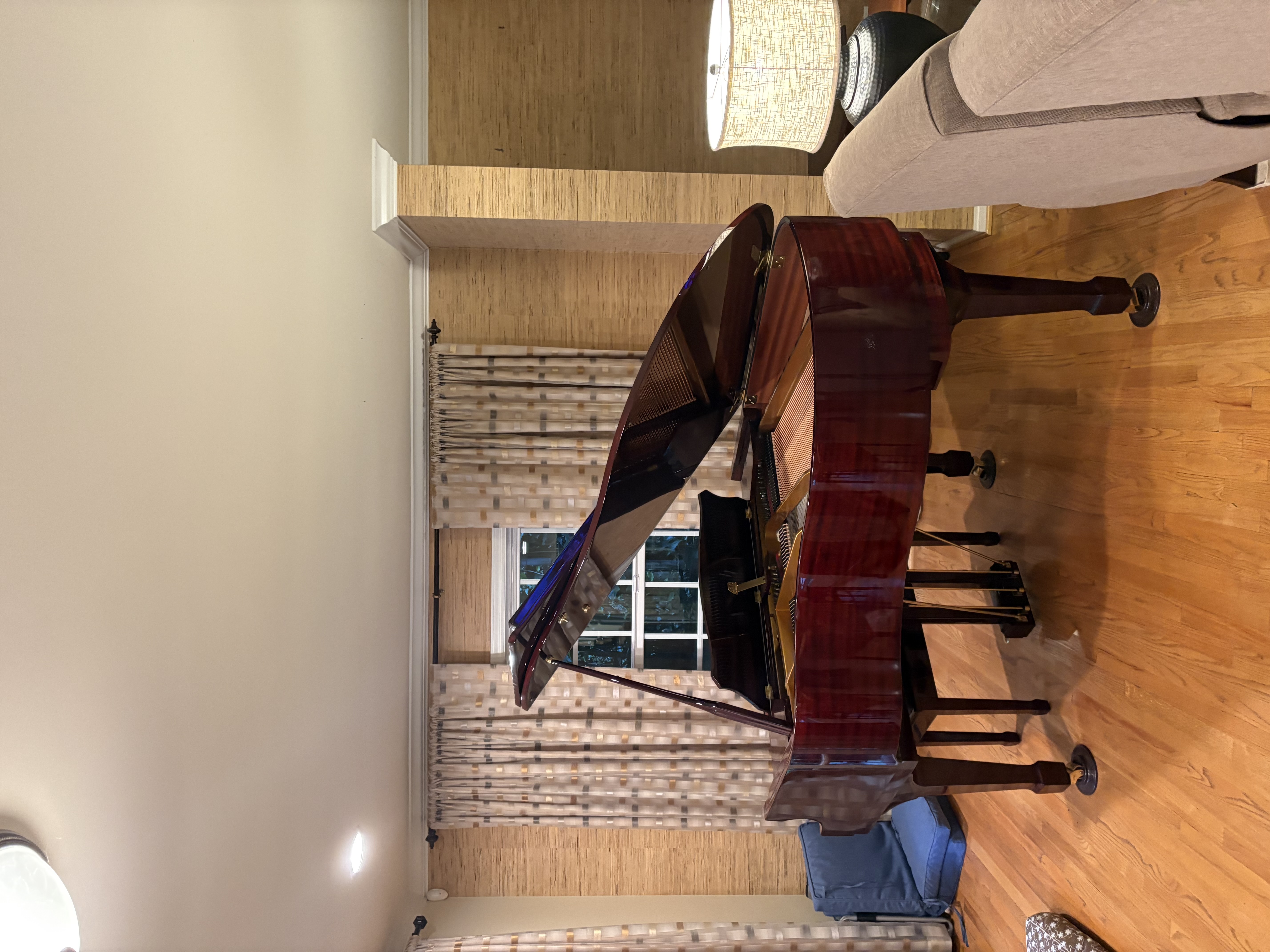 Baby Grand piano beautiful condition