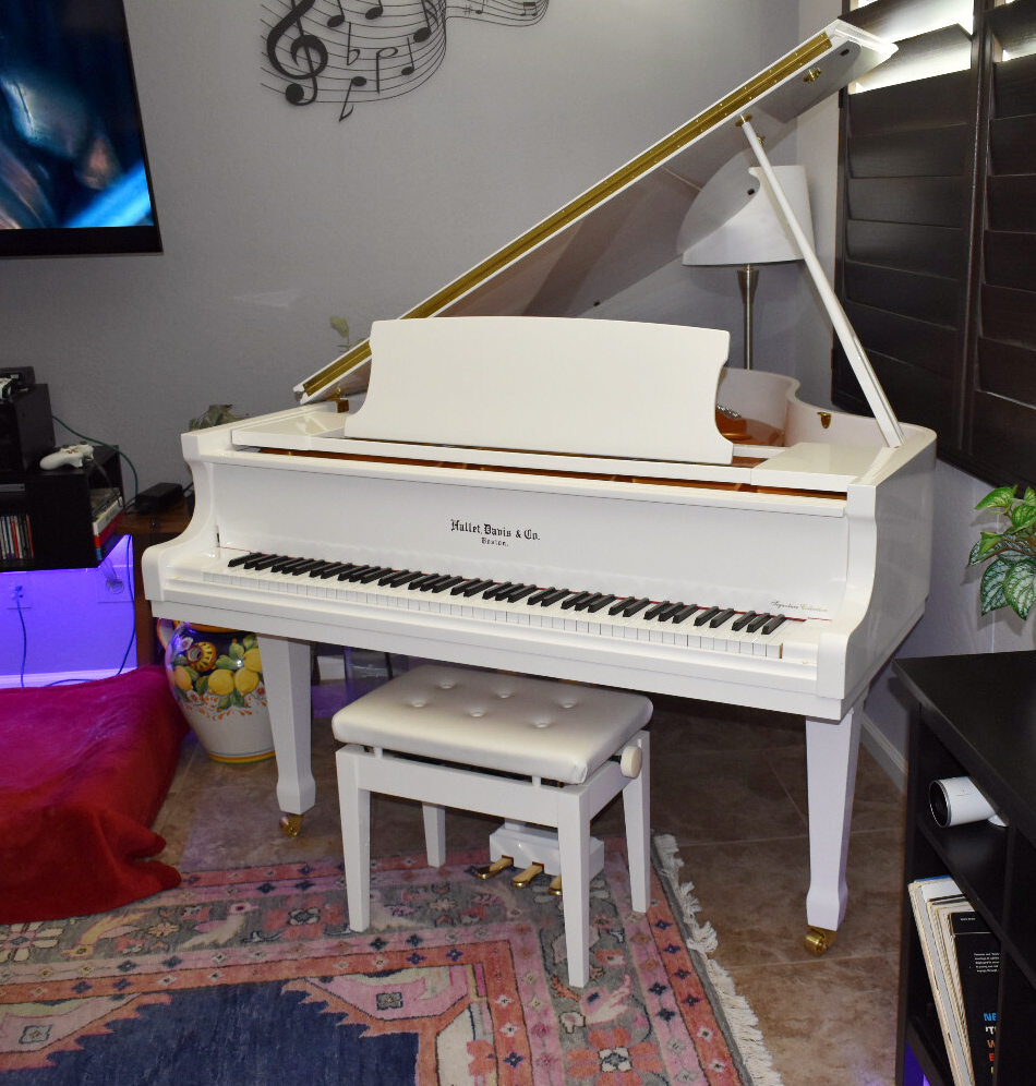 Hallet And Davis White Piano Finish Baby Grand Piano