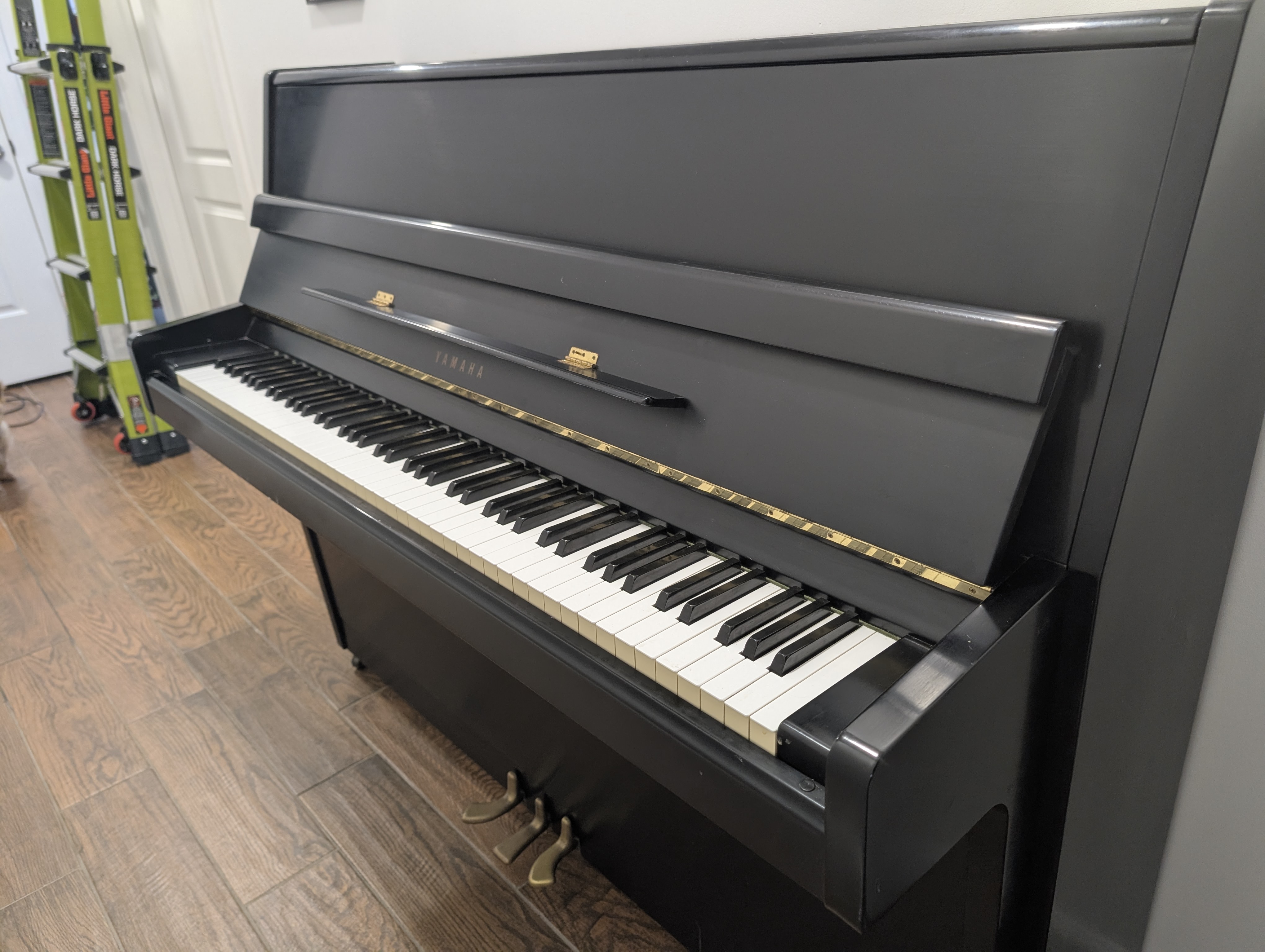 Yamaha upright Piano for sale