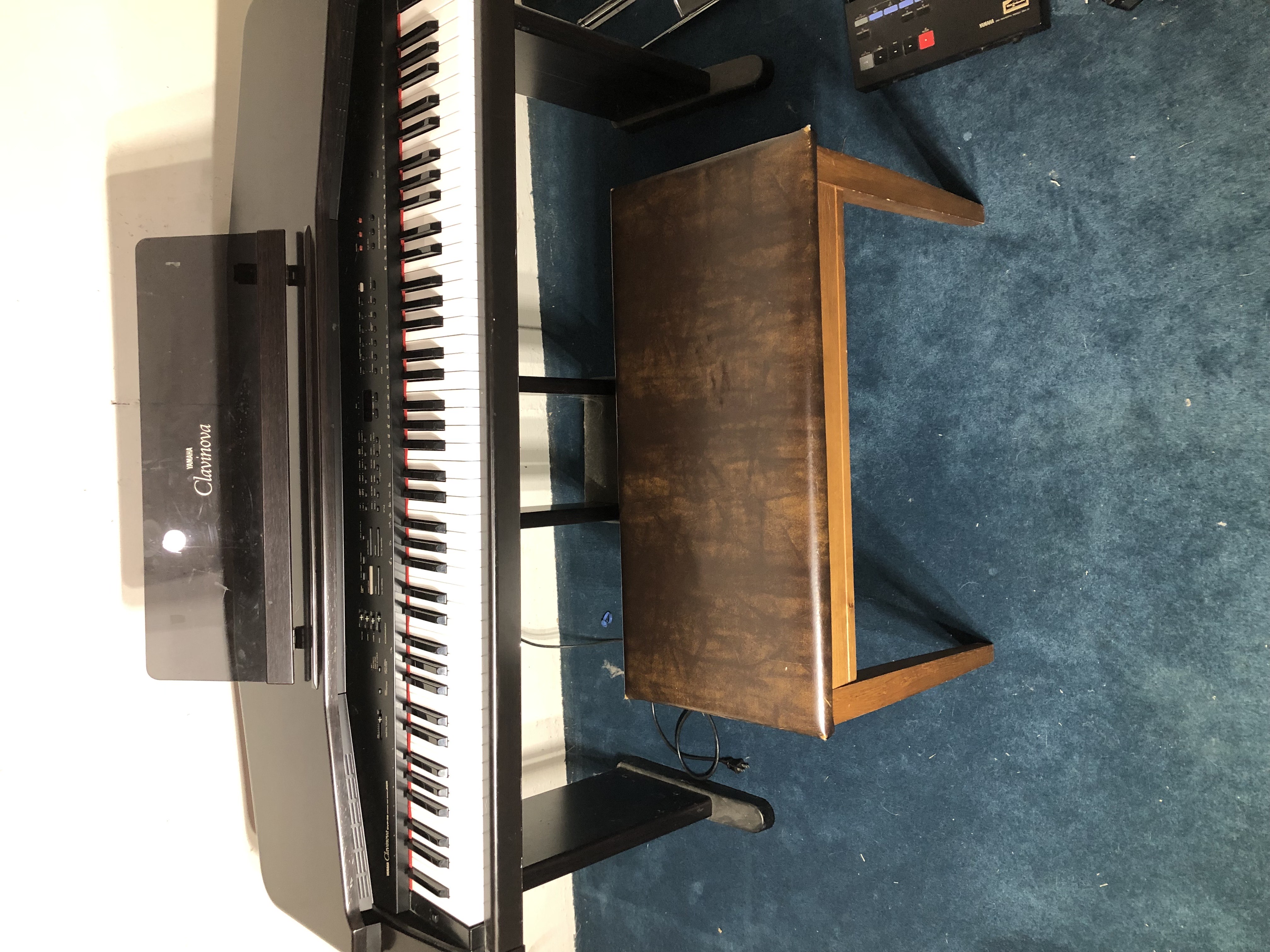 Good shape Yamaha clavinova