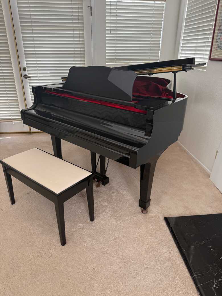  Excellent condition, original owner, beautiful C3