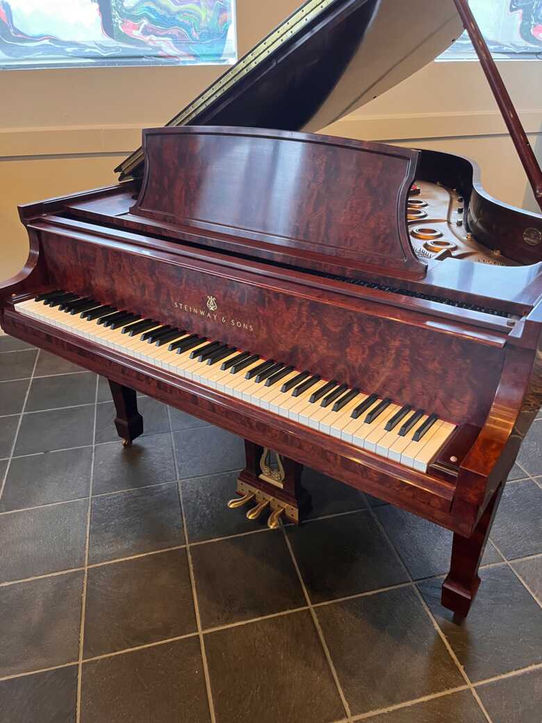 RARE Steinway & Sons Model L – Crown Jewel Collection (Kewaz
