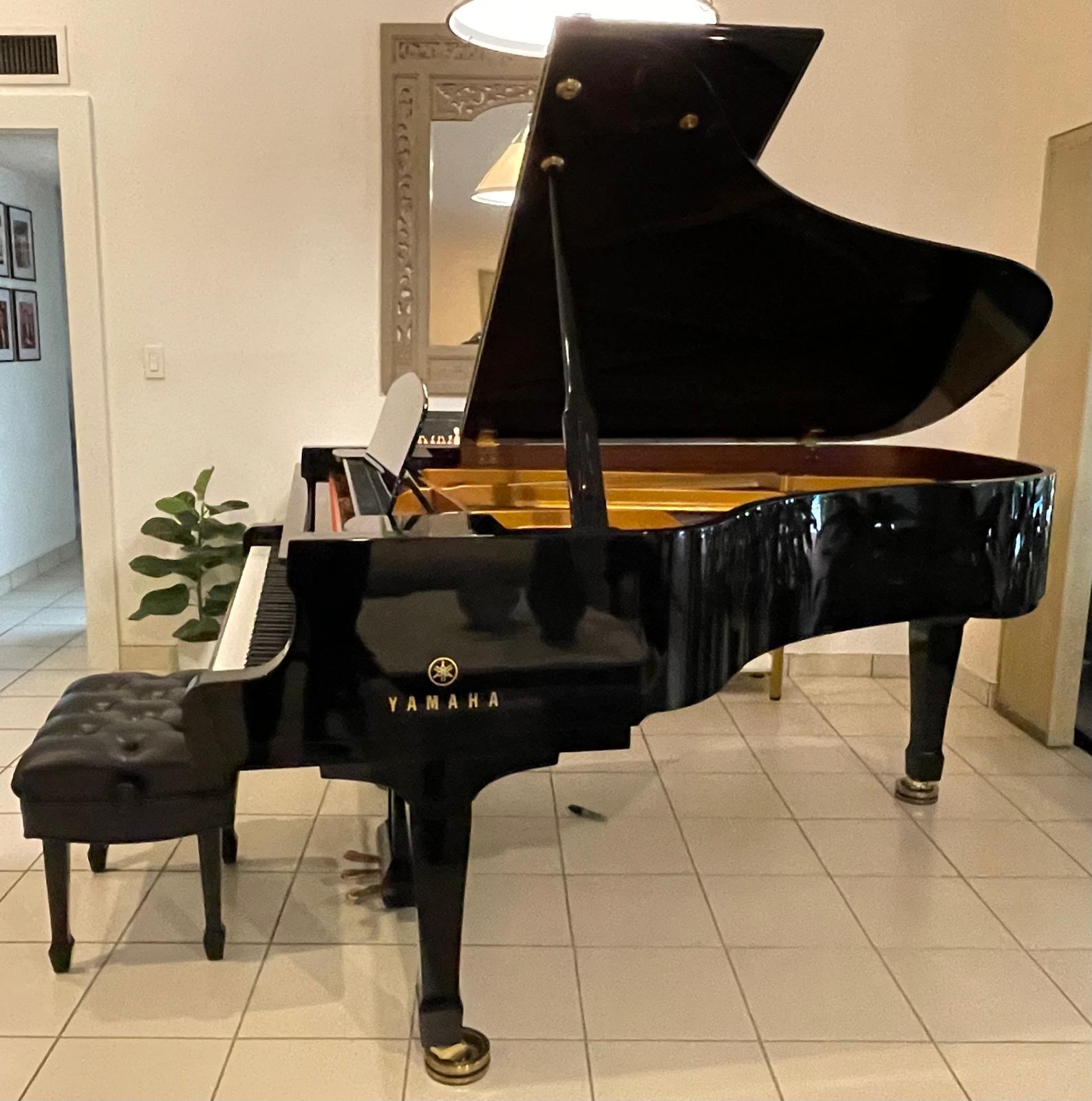 Yamaha S6 - Single Owner - Excellent Condition