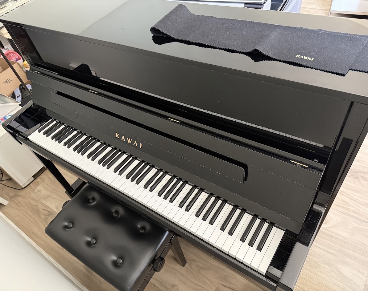 2016 Kawai K‑300 Beautiful Tone, Soft‑Fall System, Like New
