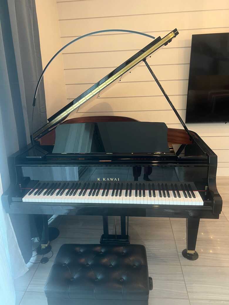 2021 Kawai GL-50 Polished Ebony