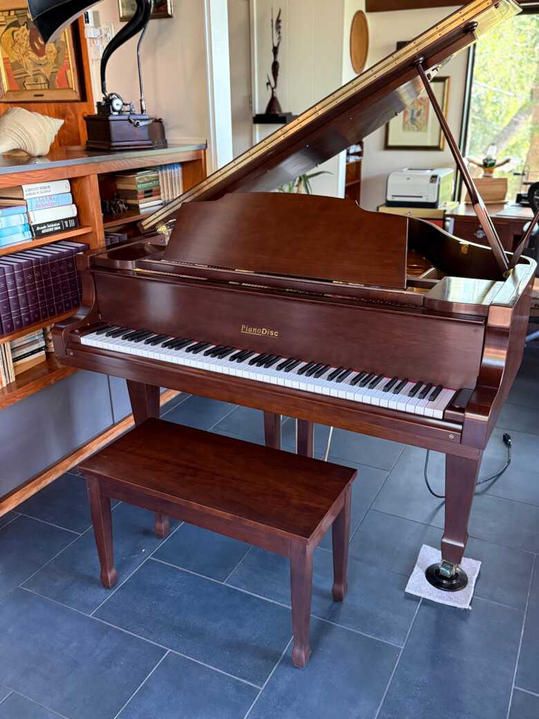 SMART Baby Grand: 1997 Young Chang+ PianoDisc iQ Upgrade