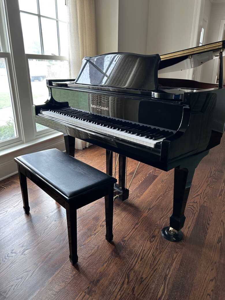 Kohler & Campbell KCG-500D Ebony Baby Grand