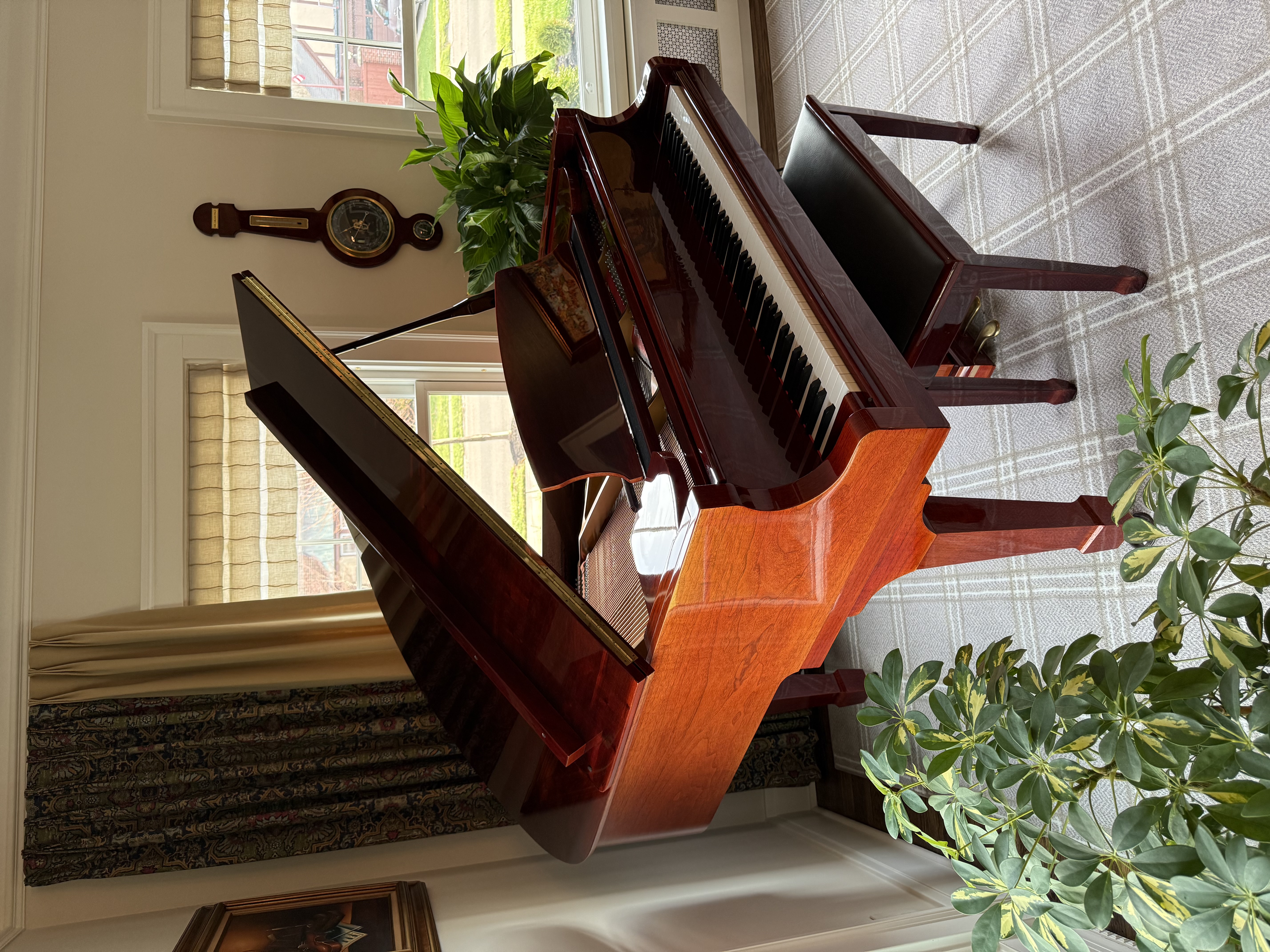 Samick Baby Grand Piano – Beautiful Mahogany Finish 