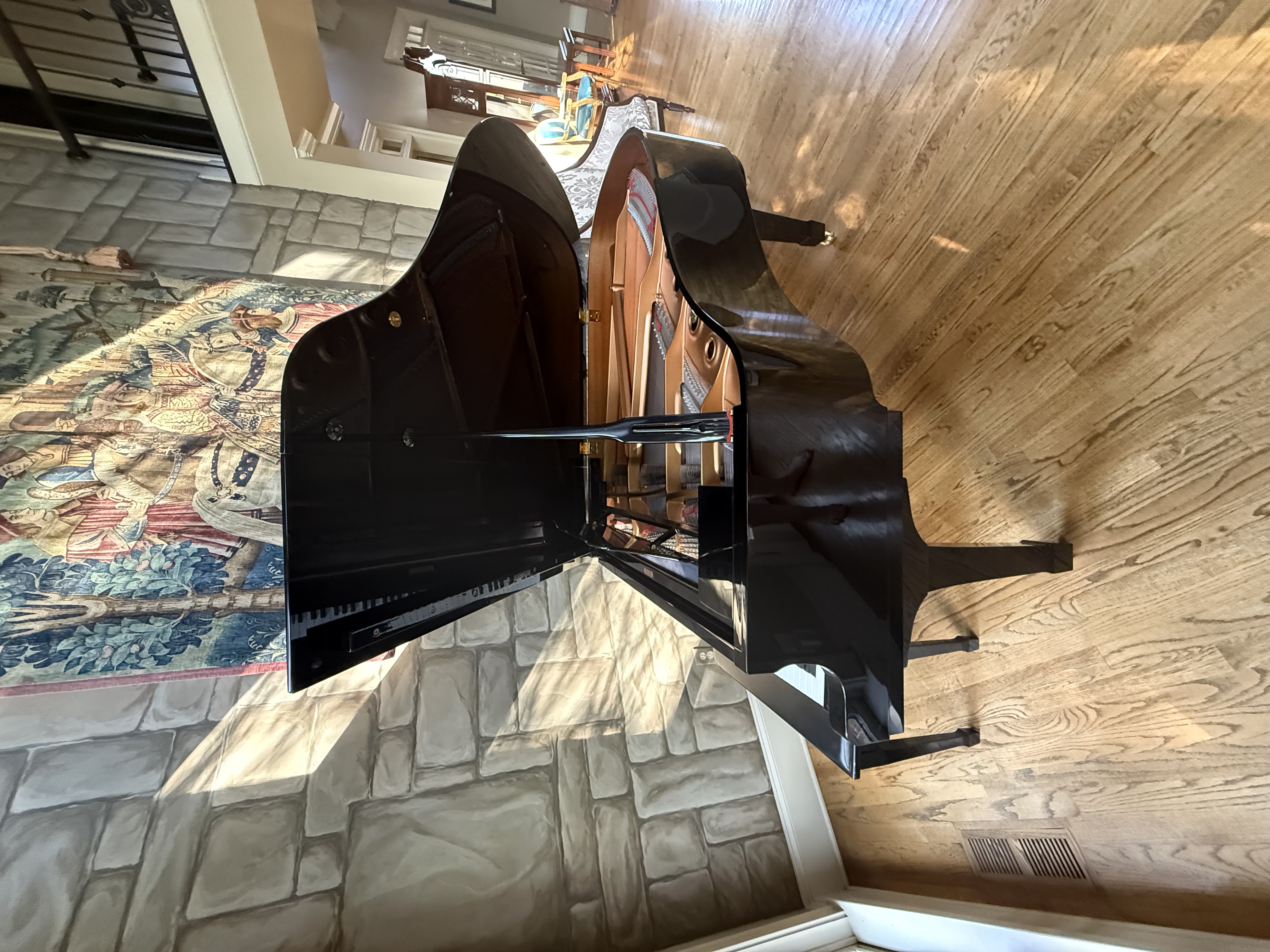 Yamaha C2 Grand Piano (5’8”) – Made in Japan – Beautiful Con