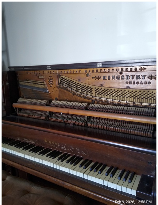 Antique Kingsbury Upright in southern Virginia