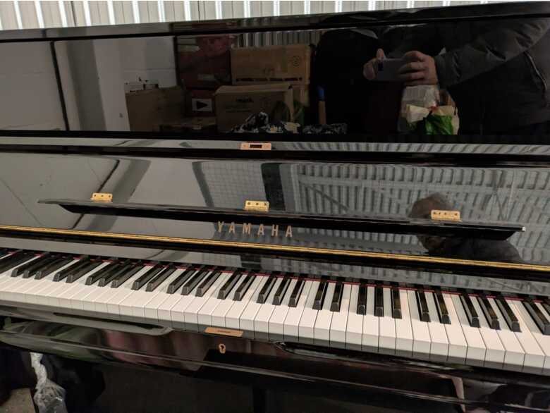 Yamaha U1 Piano (Oakville Area, Ontario, CANADA)