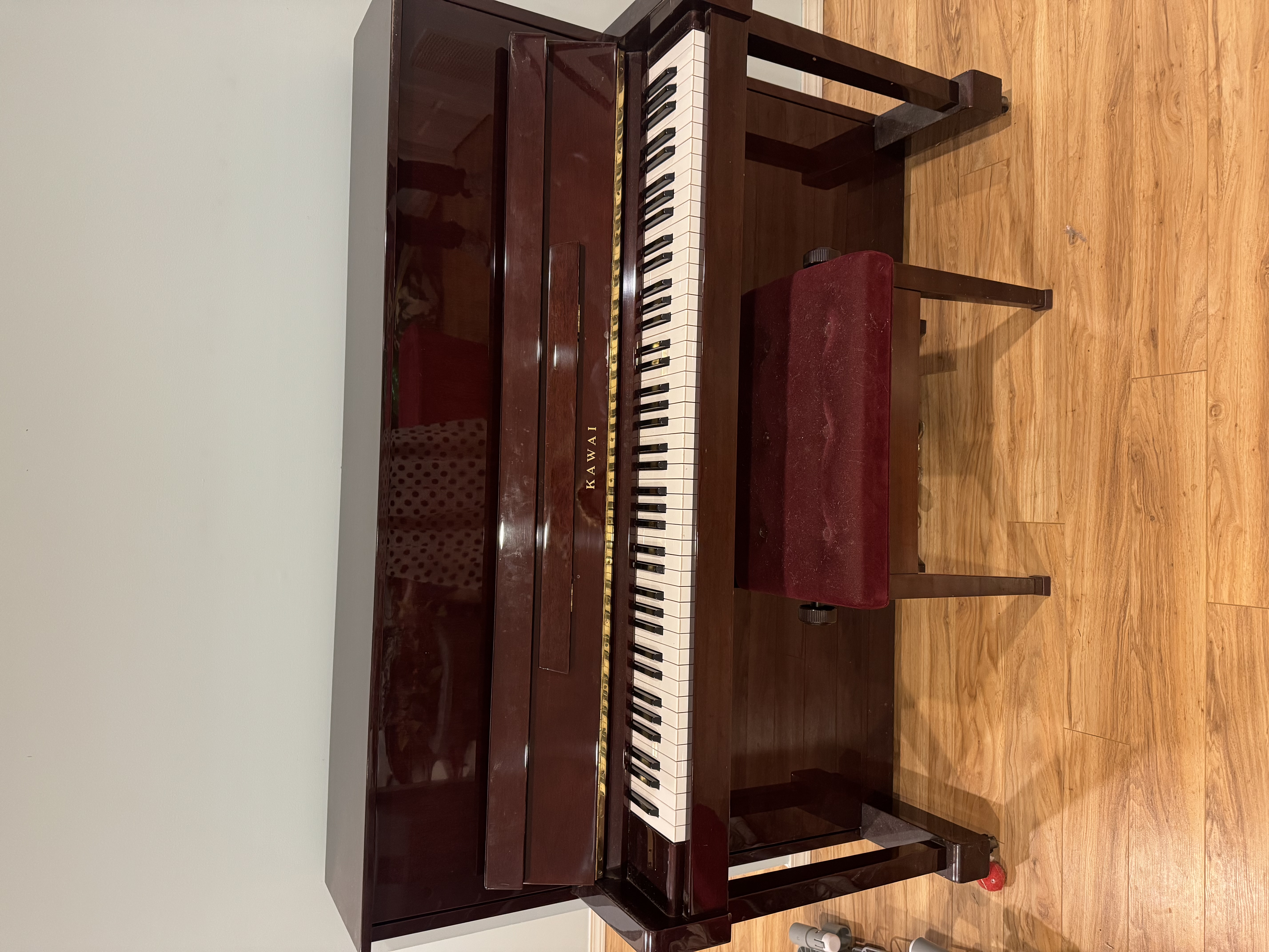 KAWAI Japanese made upright piano! 