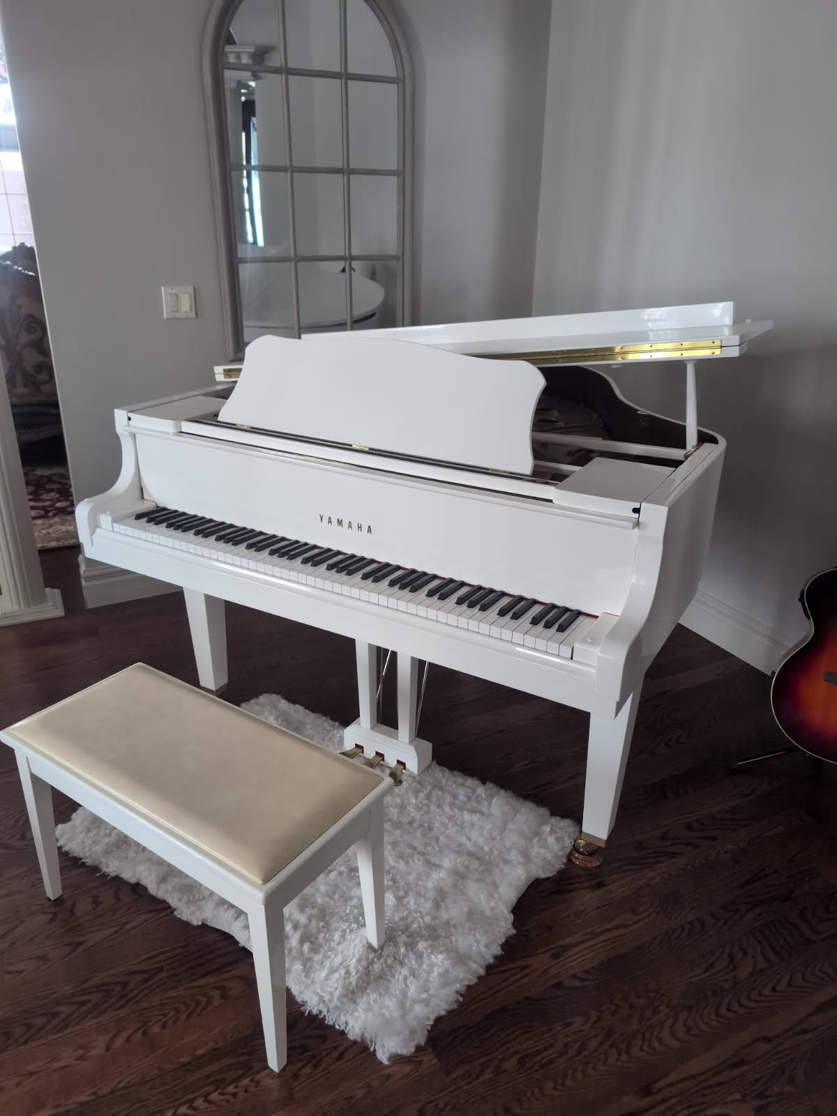 Stunning 2017 Yamaha GC1 Baby Grand Piano - Polished White
