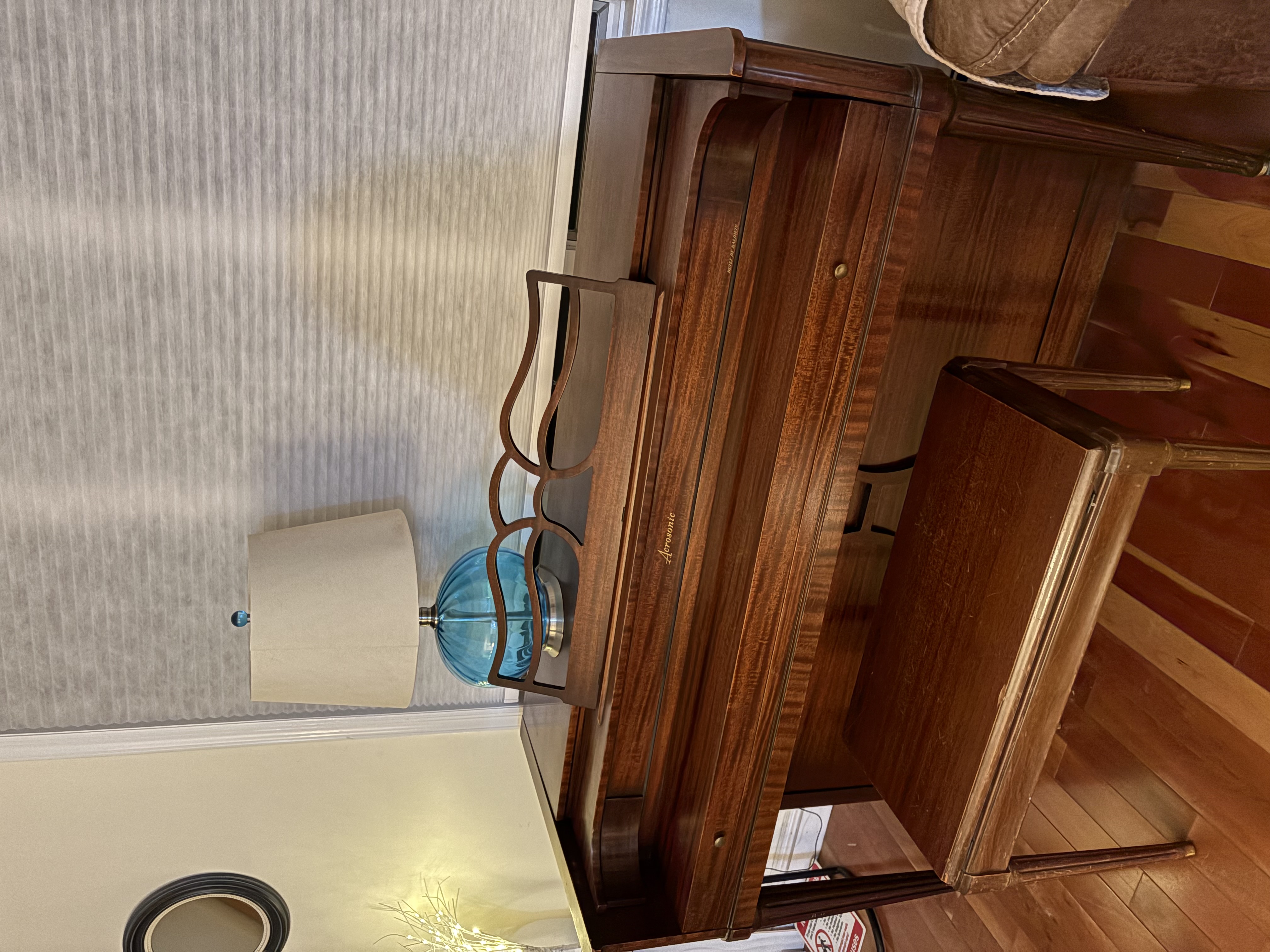 Baldwin Aerosonic Upright Piano-Priced to Sell