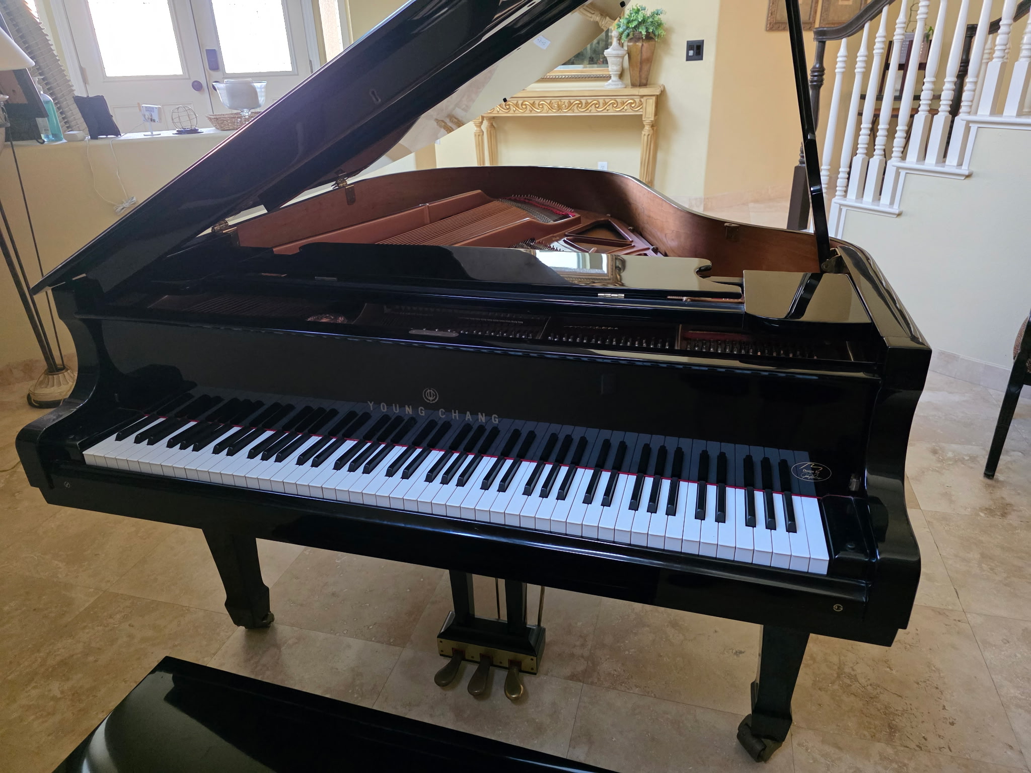 Young Chang PG-175 - Excellent Condition