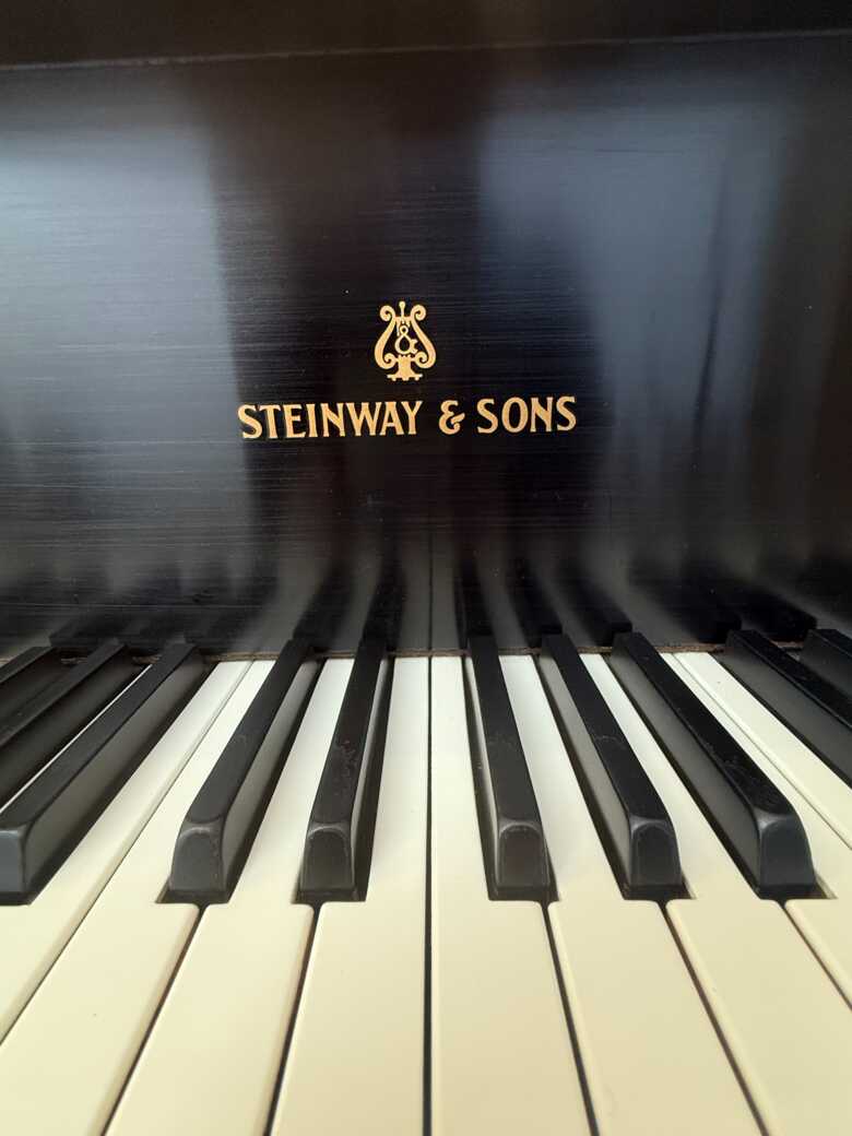 Gorgeous Steinway M