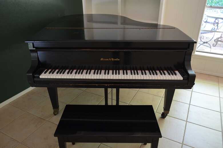 Extraordinary Sound - Mason & Hamlin Baby Grand