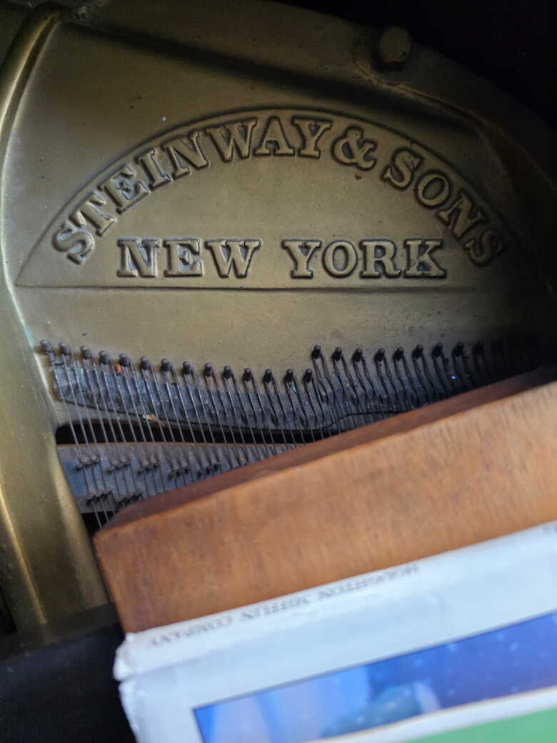 Steinway Grand Model M