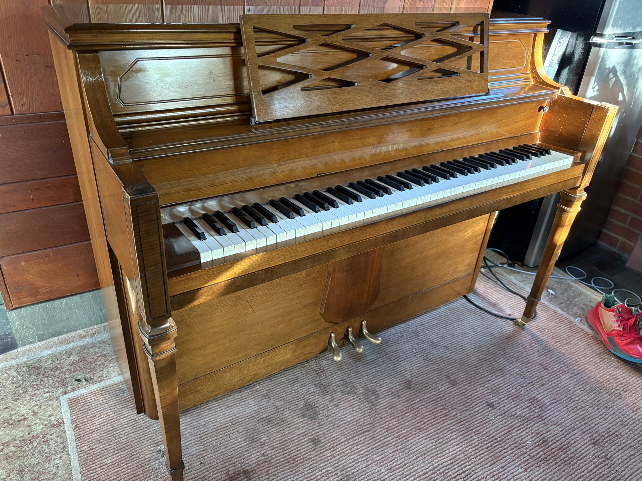 Used Yamaha Piano