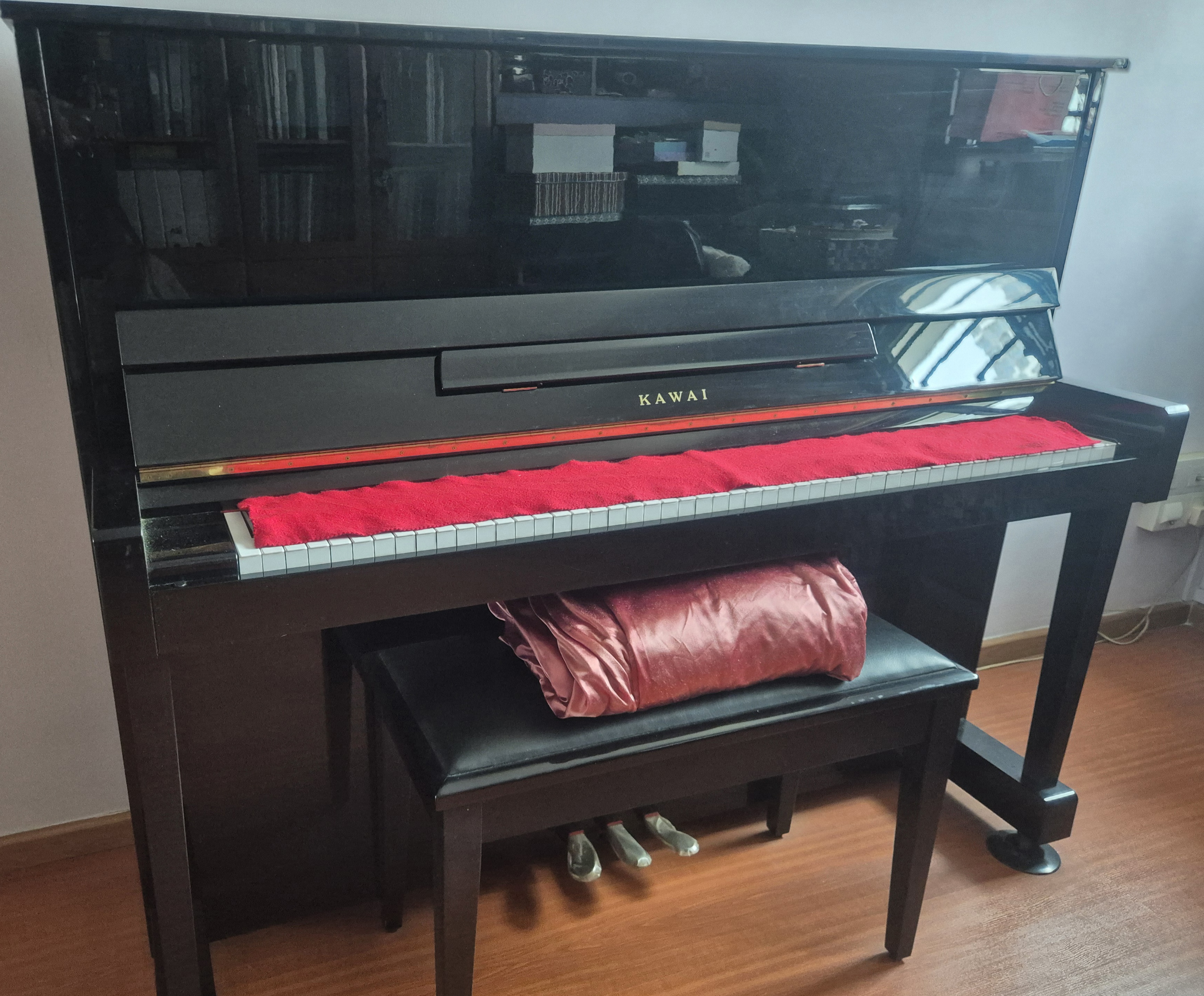 2nd-Hand Upgright Piano for Sale 