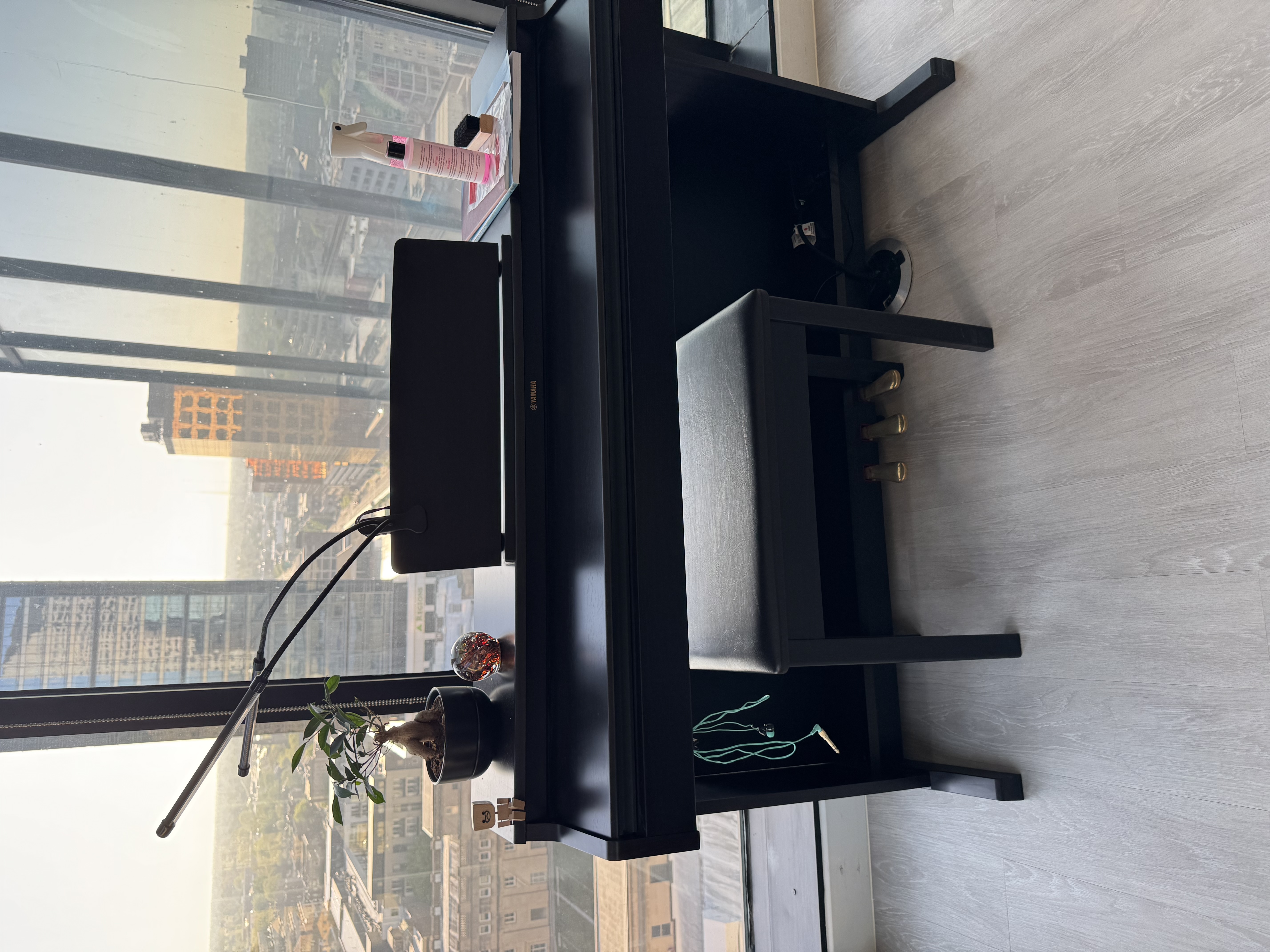 Yamaha Arius electric piano 