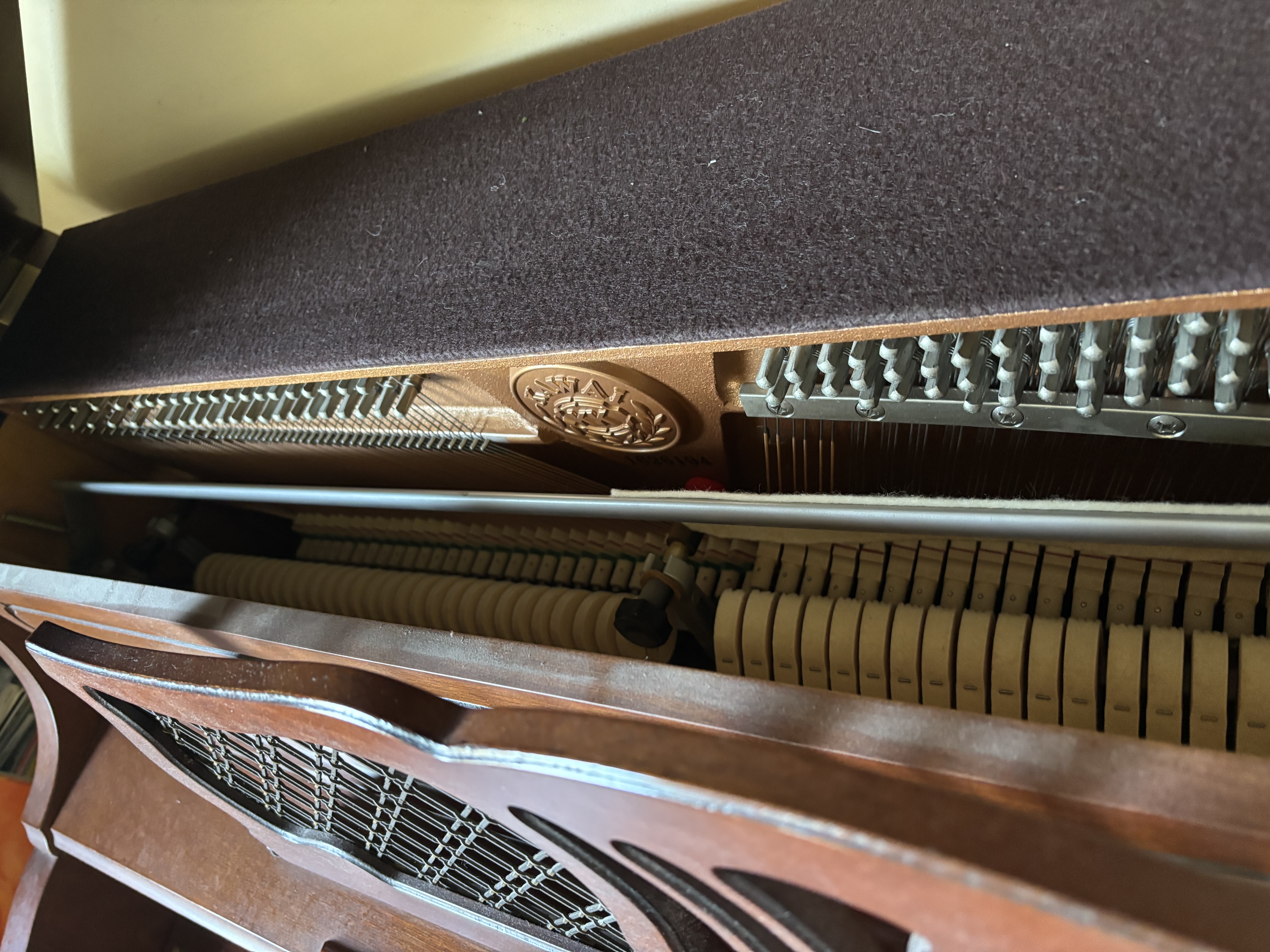 Kawai 803F Upright Piano in EX condition
