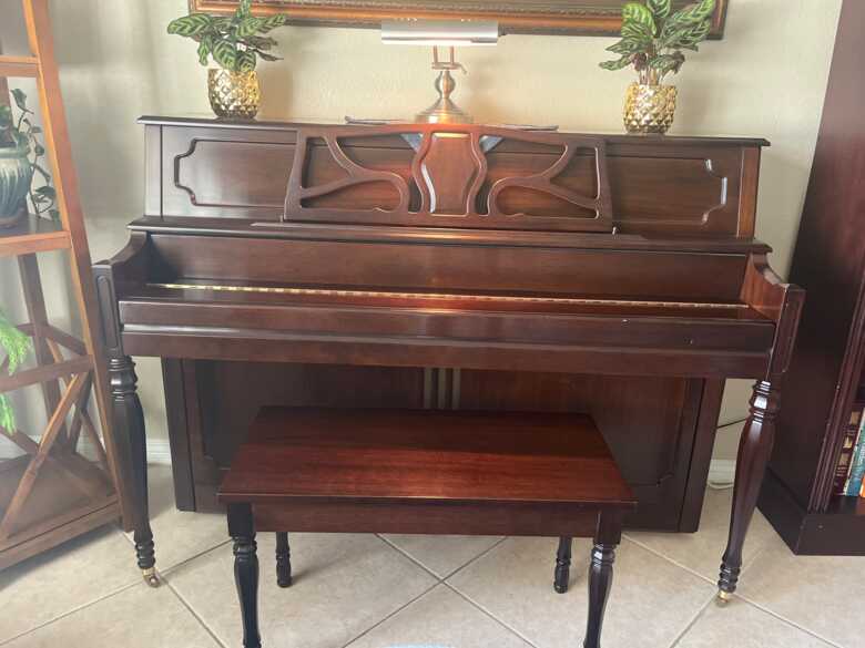 Beautiful Knabe Upright