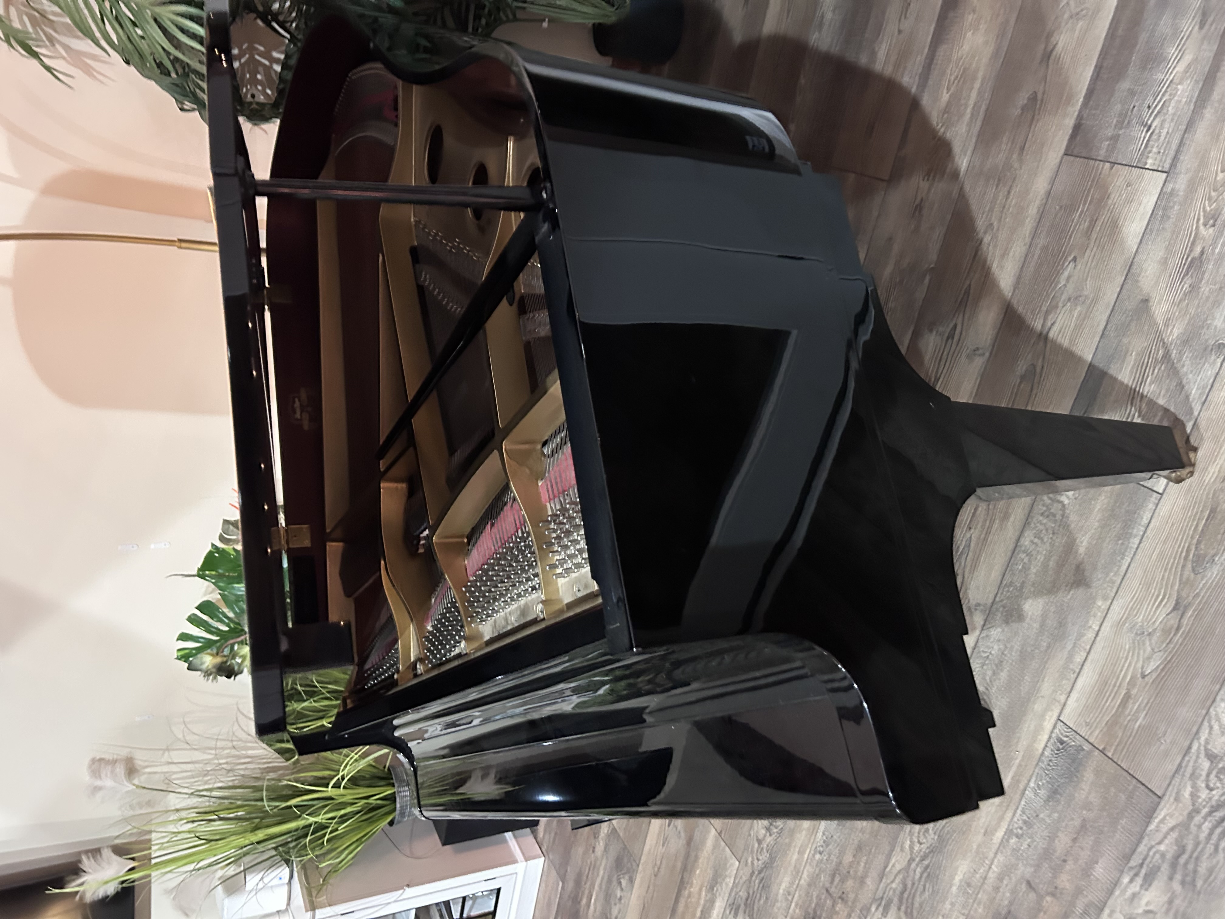 Kawai GE1A Grand Piano