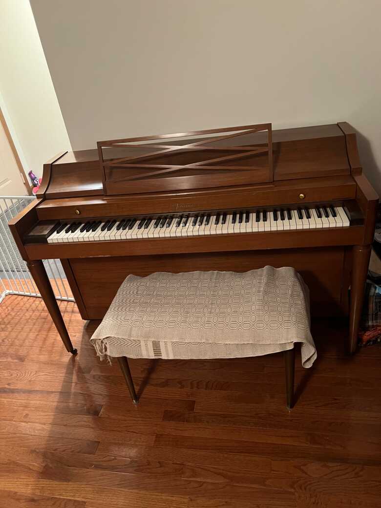 Baldwin upright piano, solid American made